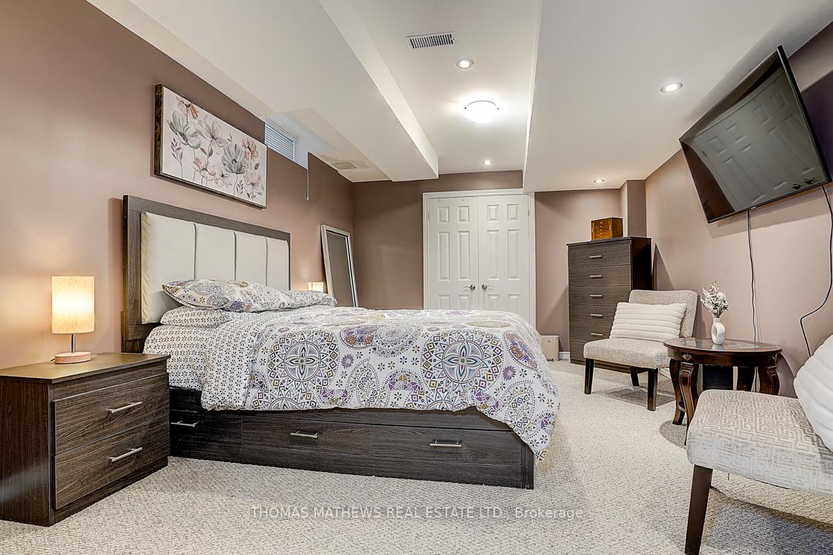 Photo 41 of 70 Reginald Lamb Cres, Markham, Box Grove — HOMEH