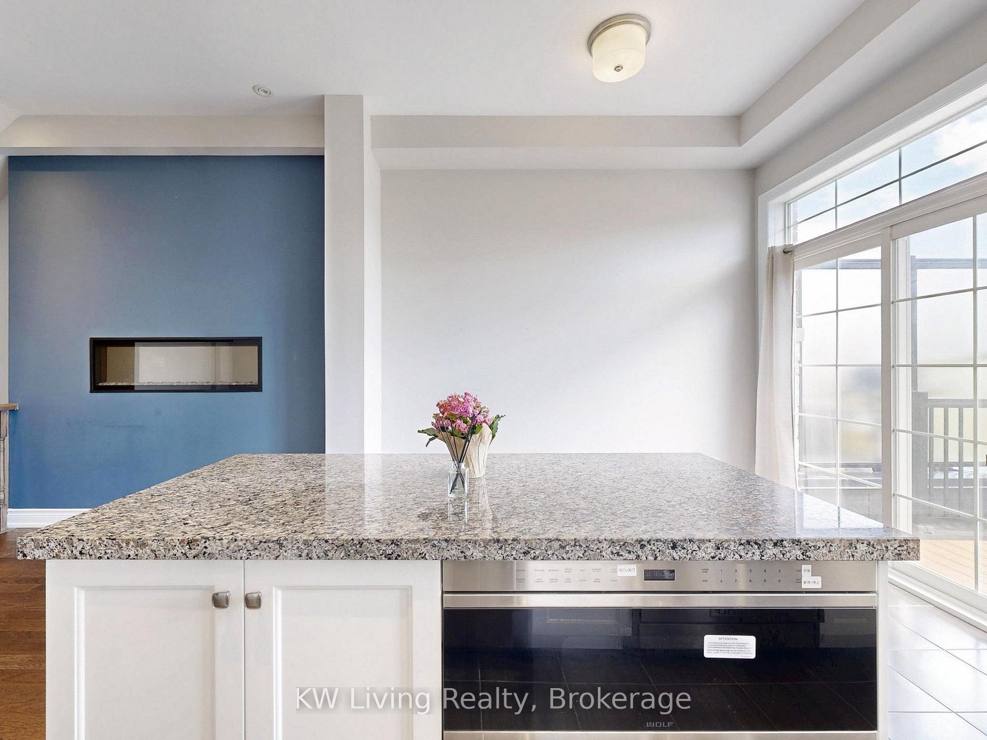 Photo 28 of 27 New Yorkton Avenue, Markham, Angus Glen — HOMEH