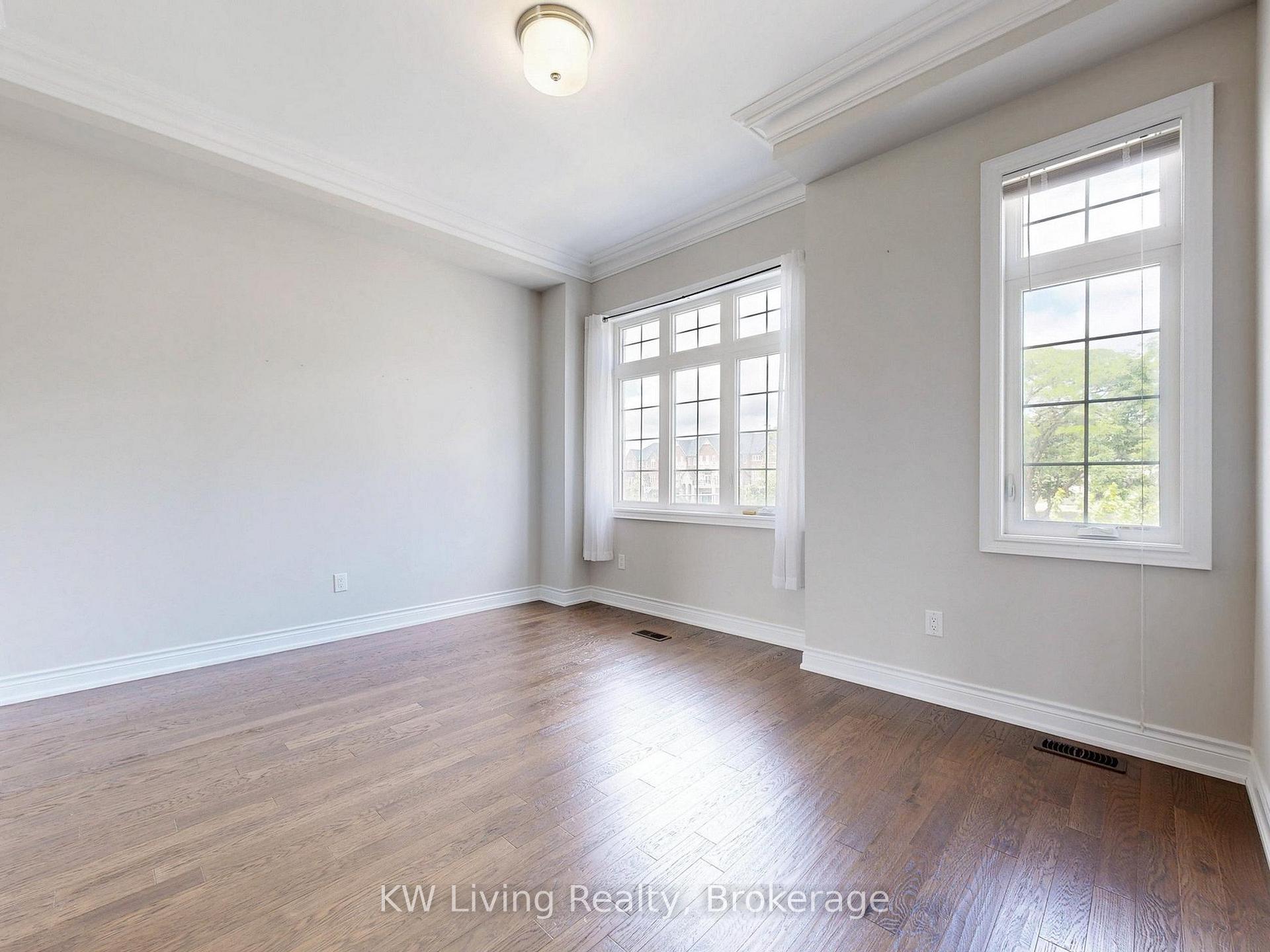 Photo 20 of 27 New Yorkton Avenue, Markham, Angus Glen — HOMEH