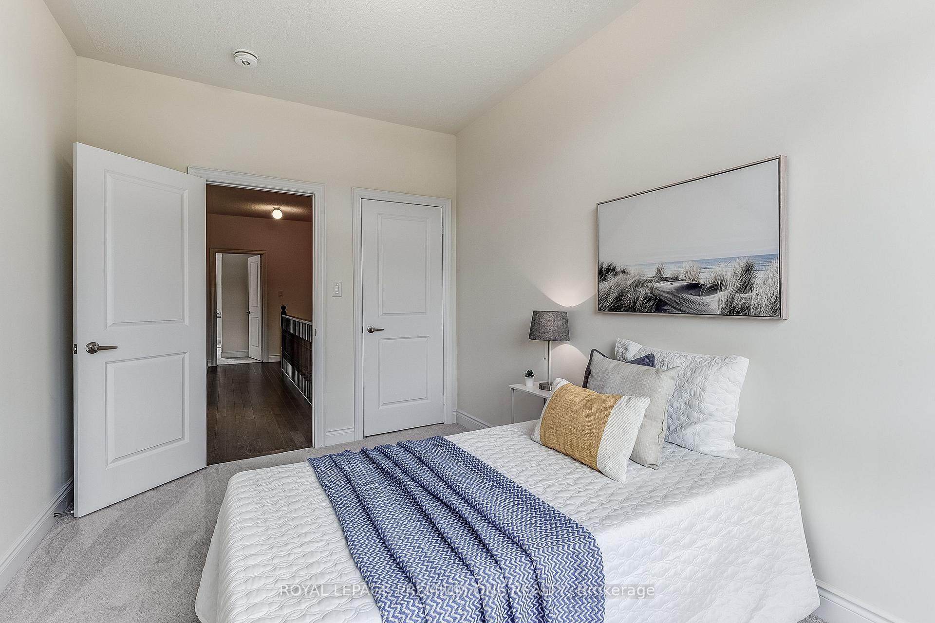 Photo 24 of 228 Tennant Circle, Vaughan, Vellore Village — HOMEH