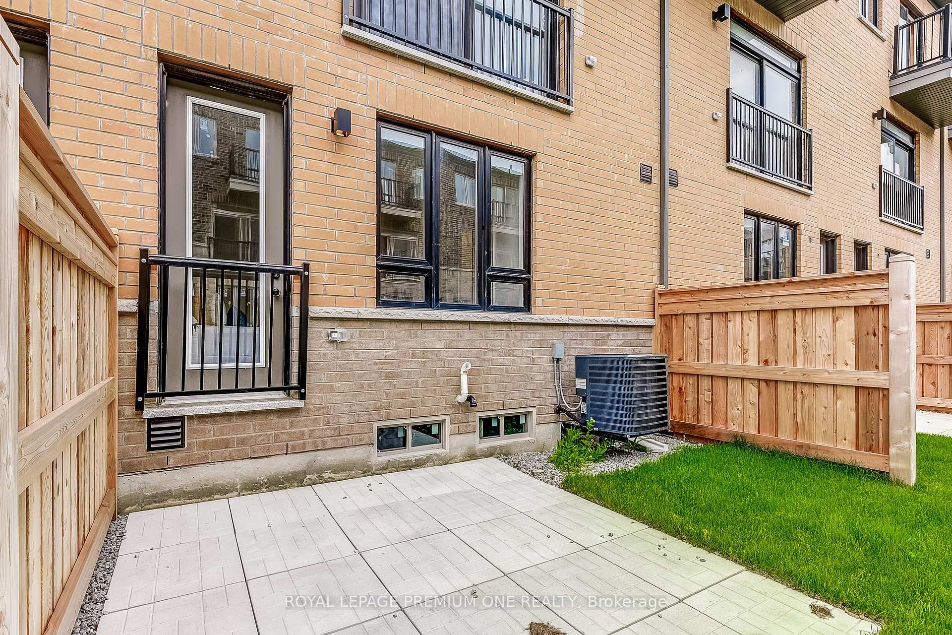 Photo 49 of 228 Tennant Circle, Vaughan, Vellore Village — HOMEH