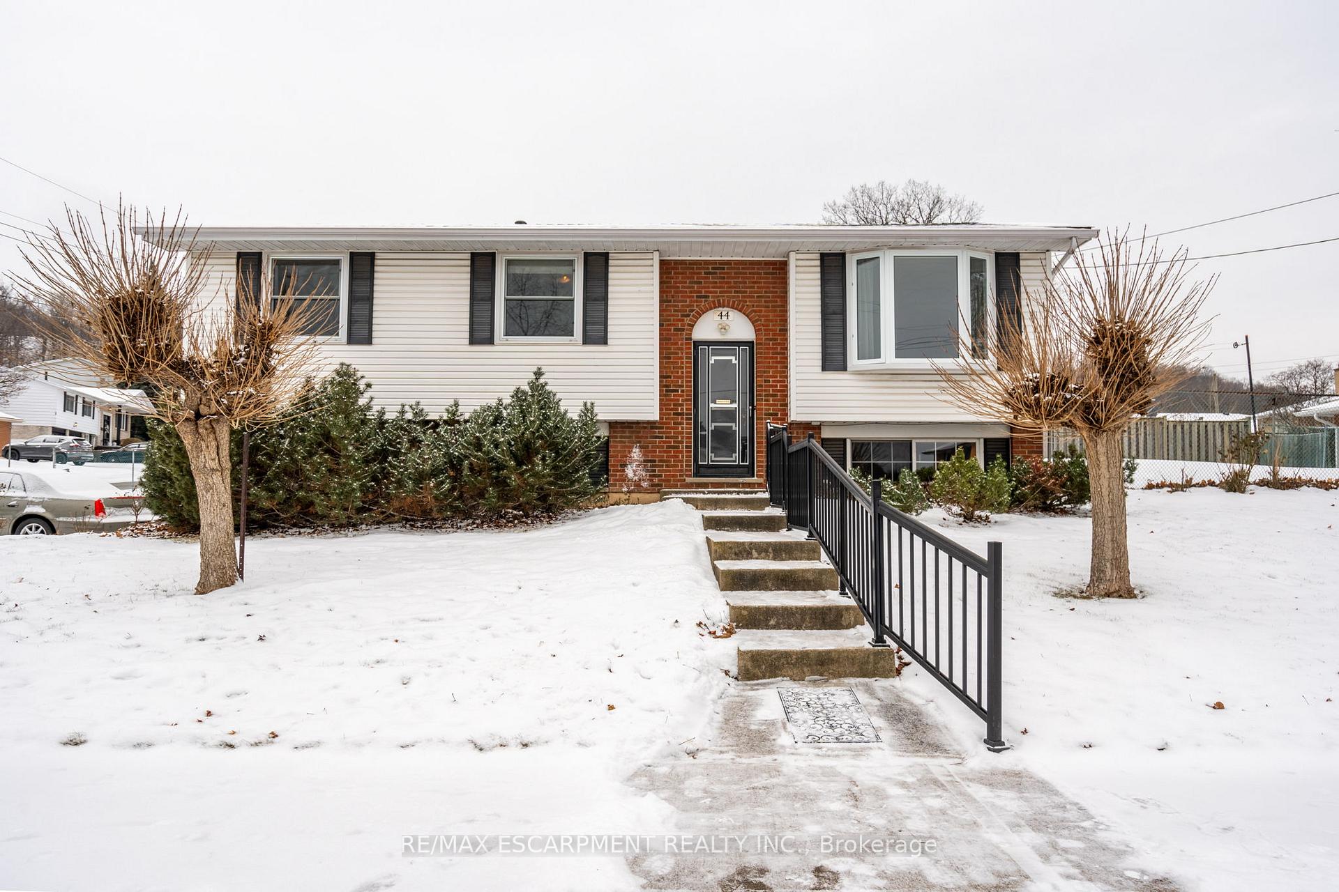 Photo 7 of 44 Capilano Drive, Hamilton, Vincent — HOMEH