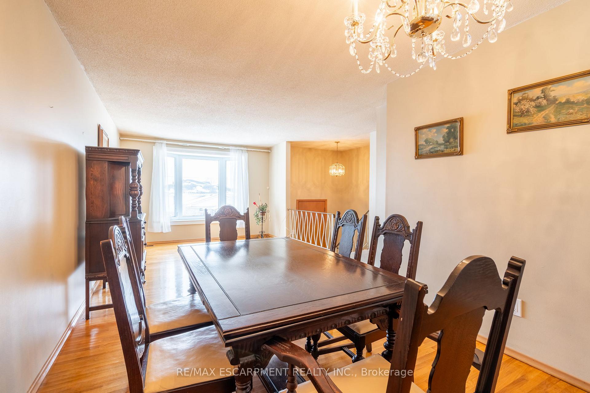 Photo 18 of 44 Capilano Drive, Hamilton, Vincent — HOMEH