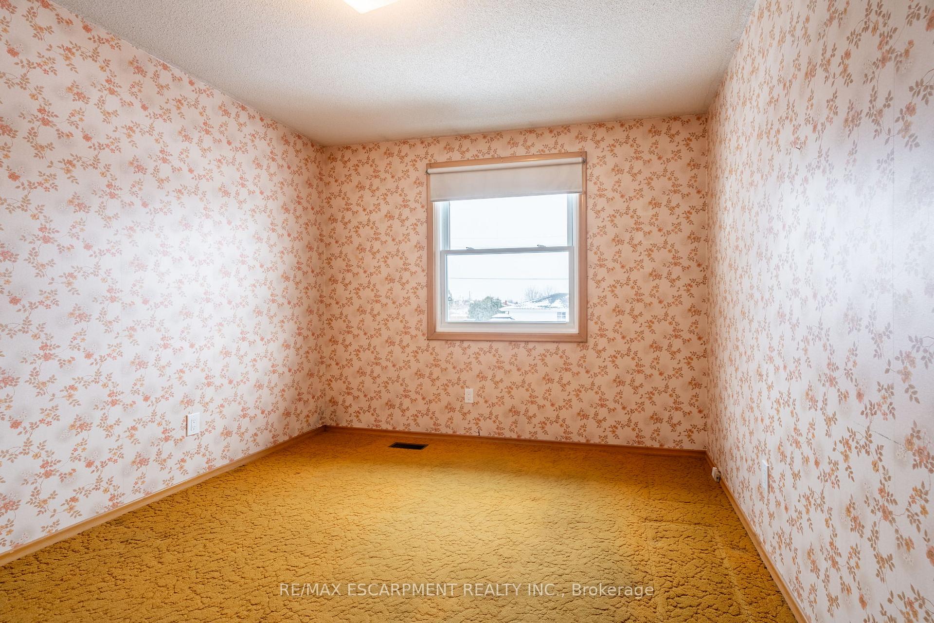 Photo 38 of 44 Capilano Drive, Hamilton, Vincent — HOMEH