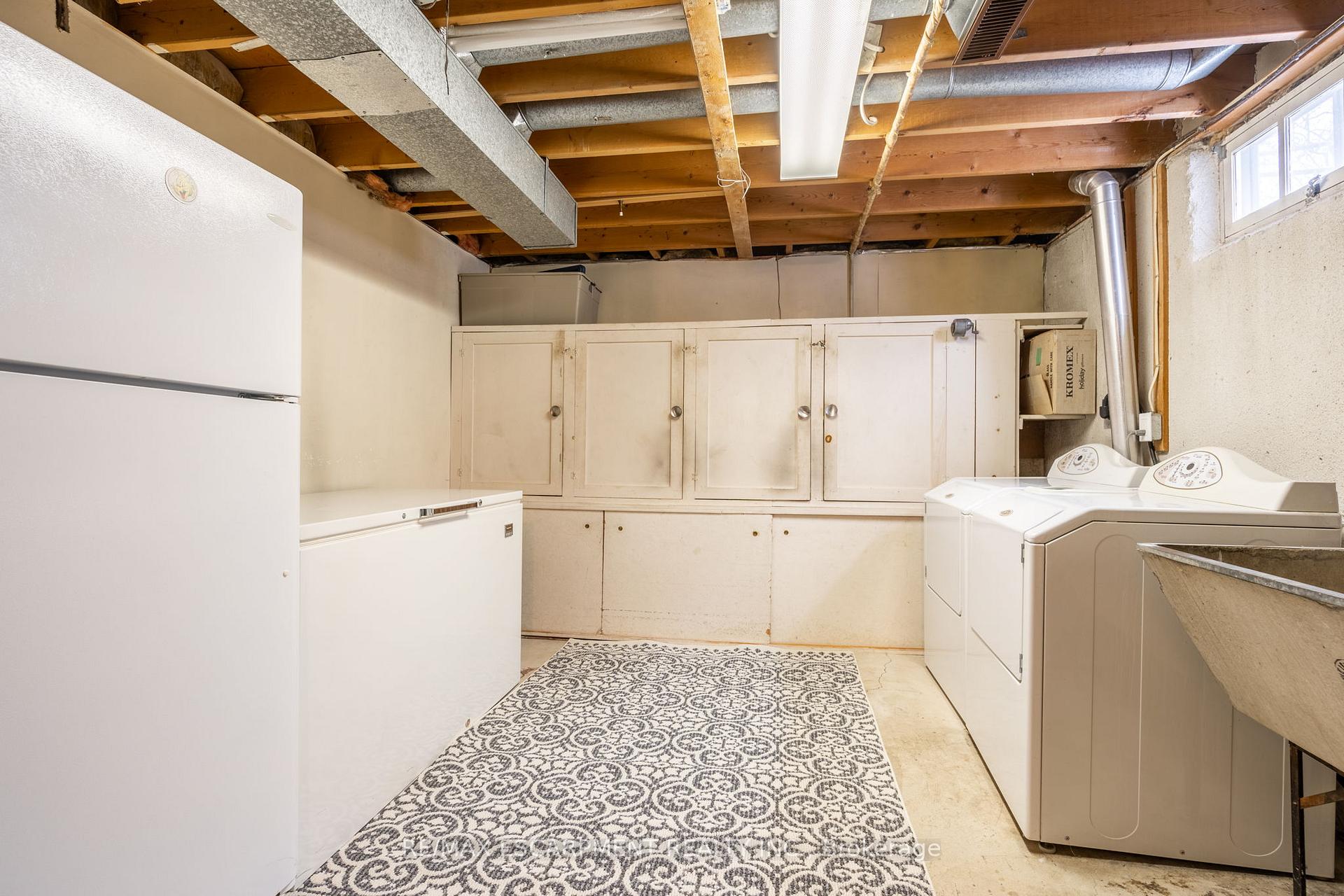 Photo 25 of 44 Capilano Drive, Hamilton, Vincent — HOMEH