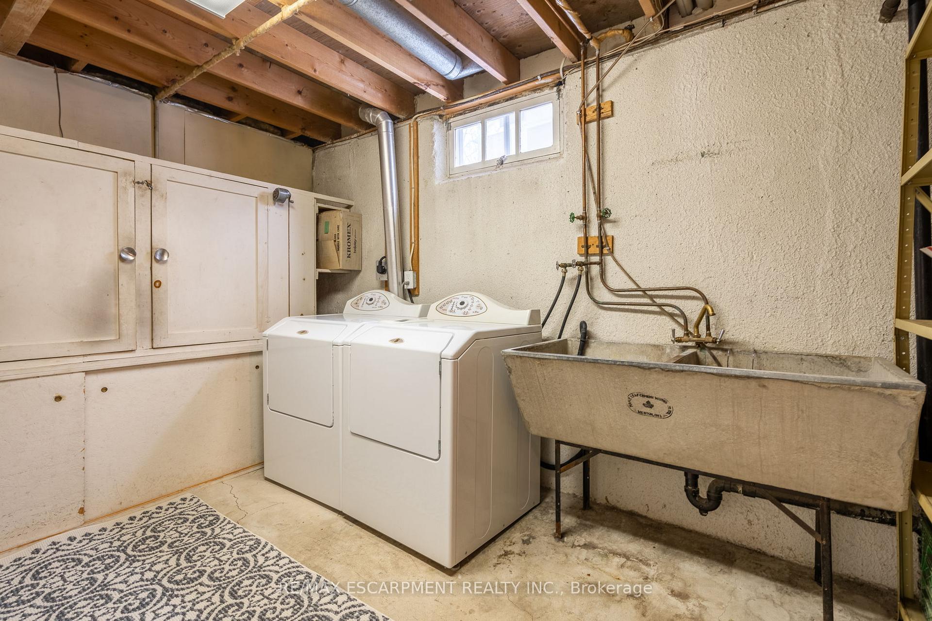 Photo 31 of 44 Capilano Drive, Hamilton, Vincent — HOMEH