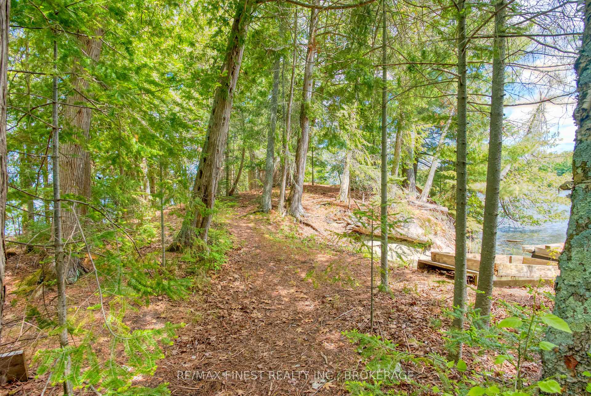 Photo 39 of 681 Charlotte Island, Frontenac, Frontenac Centre — HOMEH