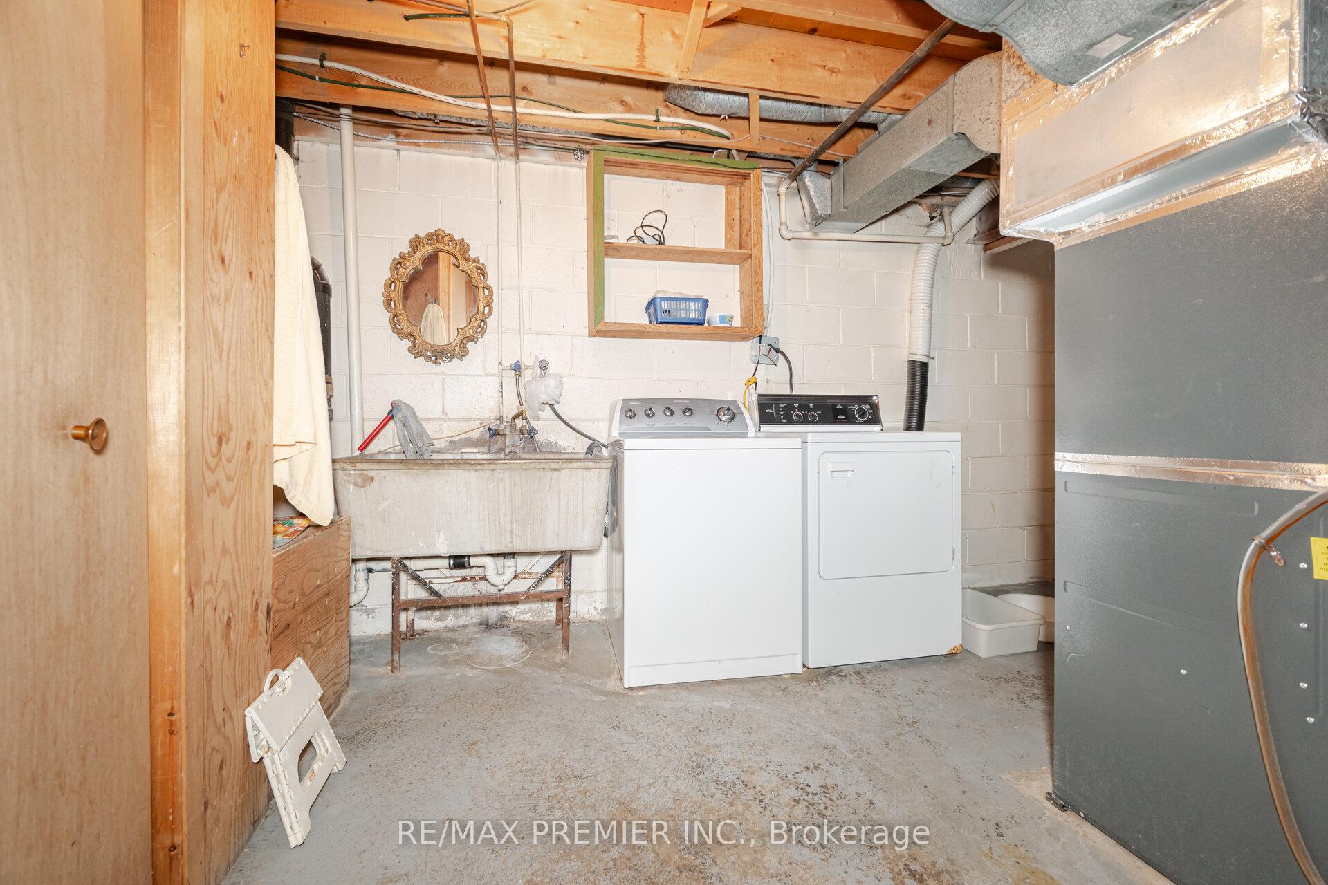 Photo 30 of 68 Lewis Drive, Vaughan, West Woodbridge — HOMEH