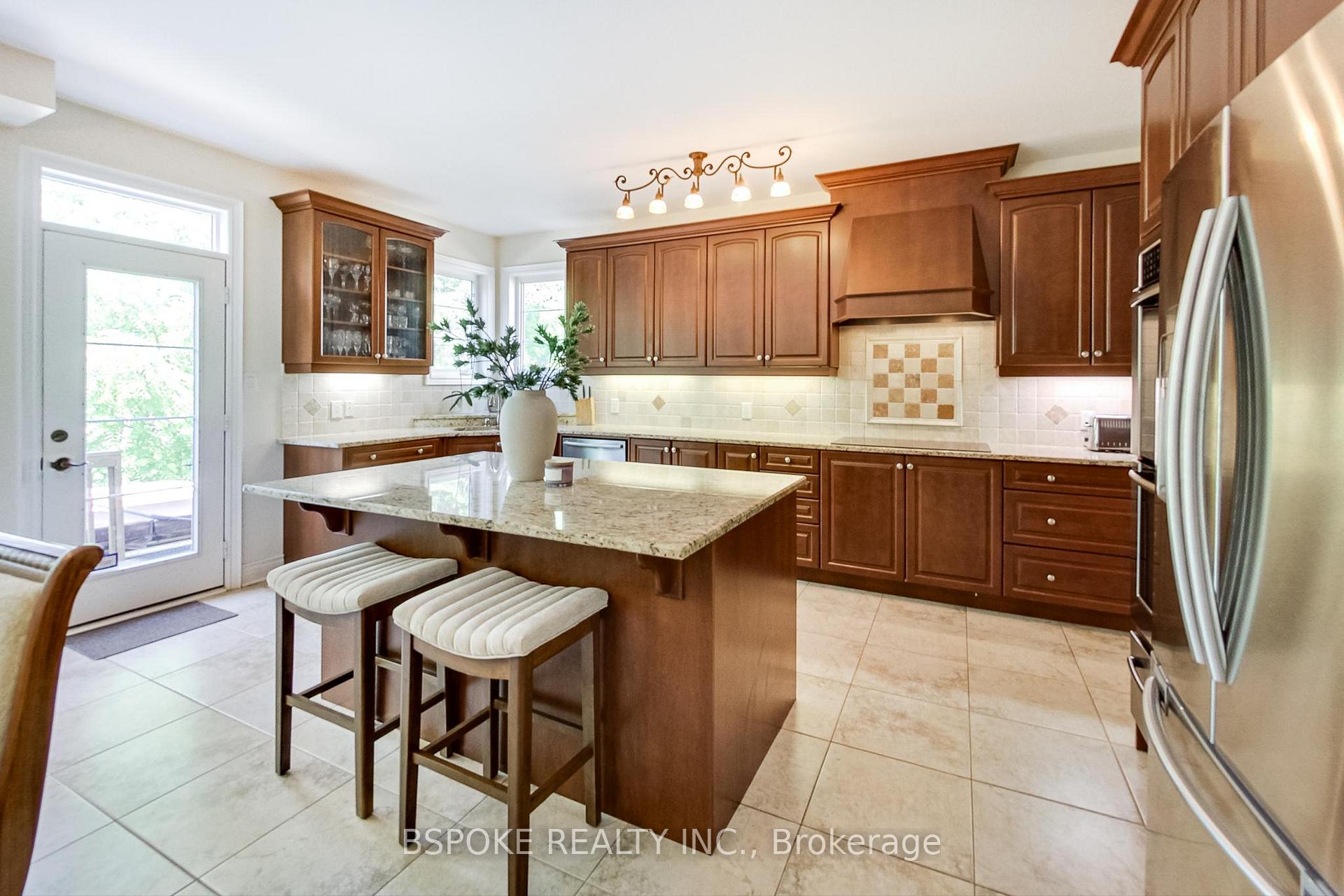 Photo 19 of 197 Rivermill Crescent, Vaughan, Patterson — HOMEH