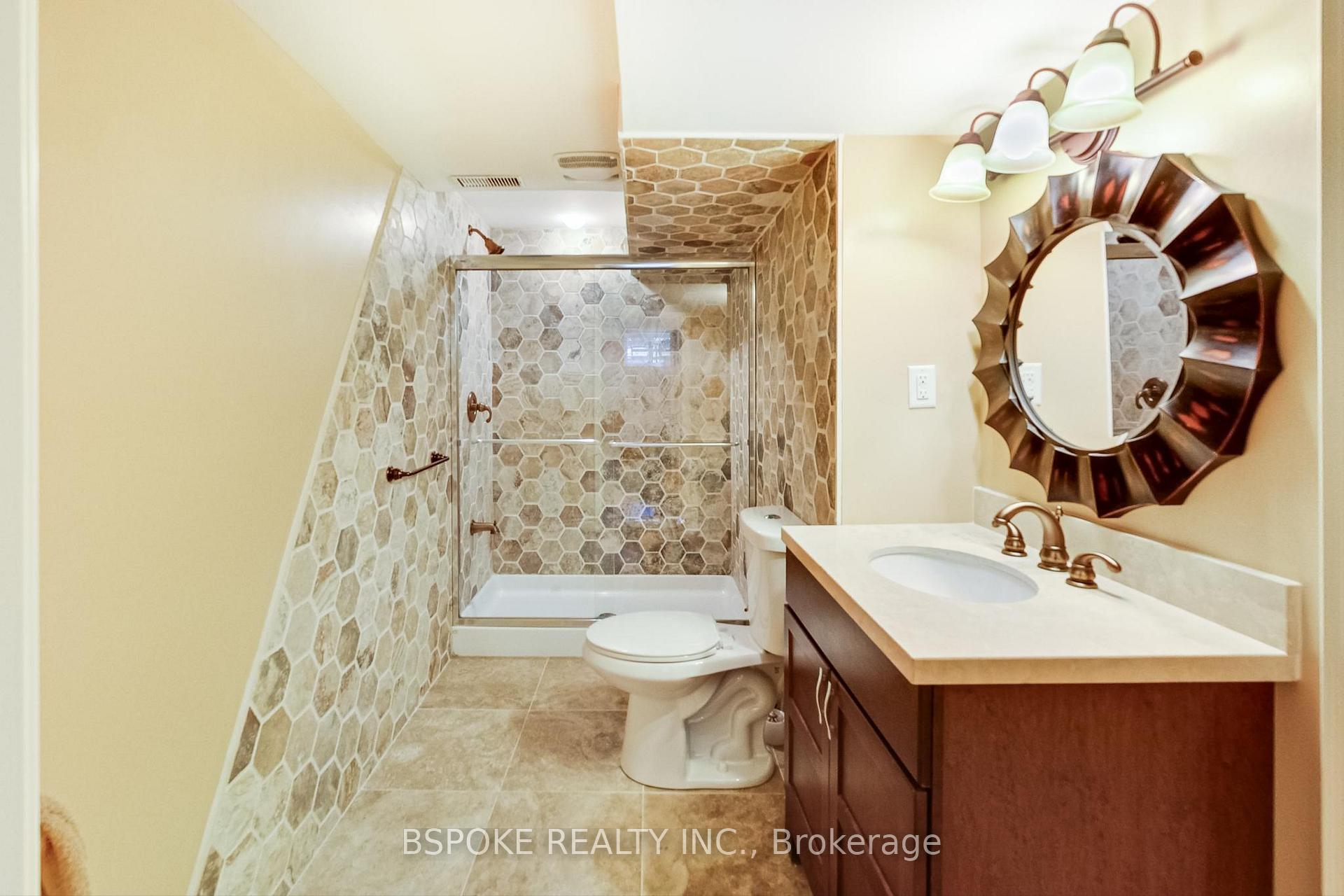 Photo 33 of 197 Rivermill Crescent, Vaughan, Patterson — HOMEH