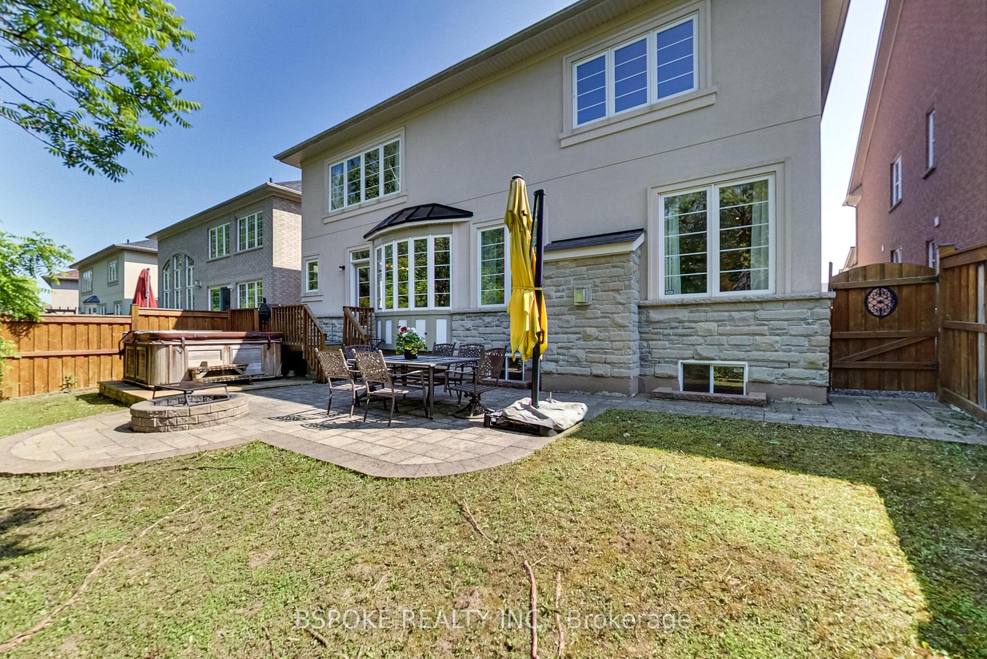 Photo 37 of 197 Rivermill Crescent, Vaughan, Patterson — HOMEH