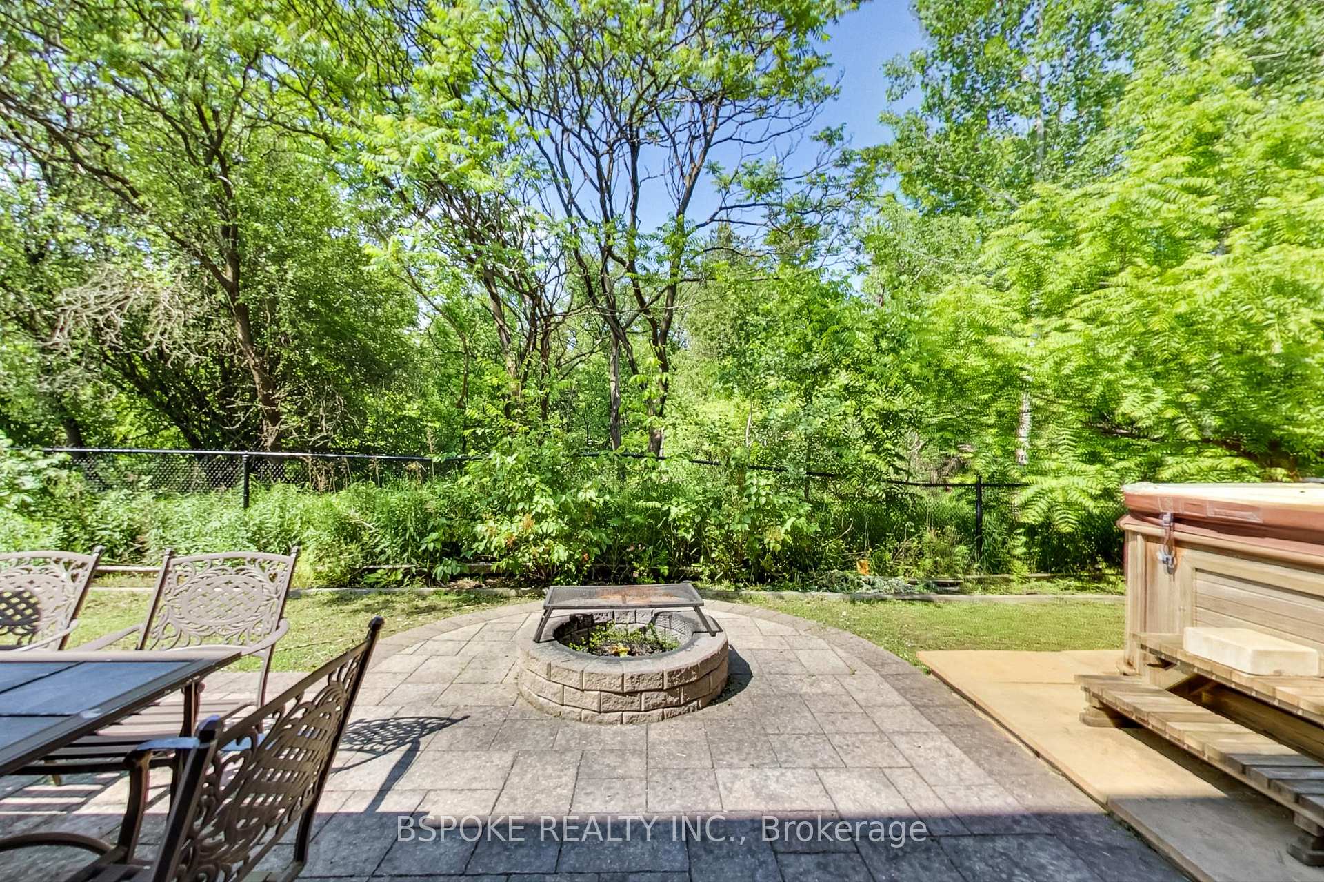 Photo 39 of 197 Rivermill Crescent, Vaughan, Patterson — HOMEH