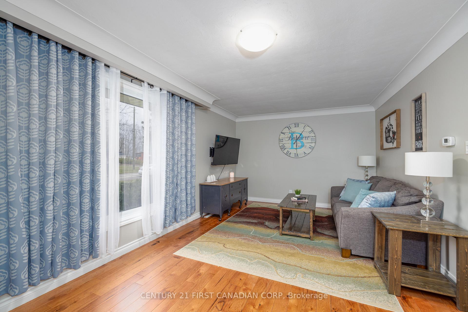Photo 15 of 279 Alma Street, St. Thomas — HOMEH