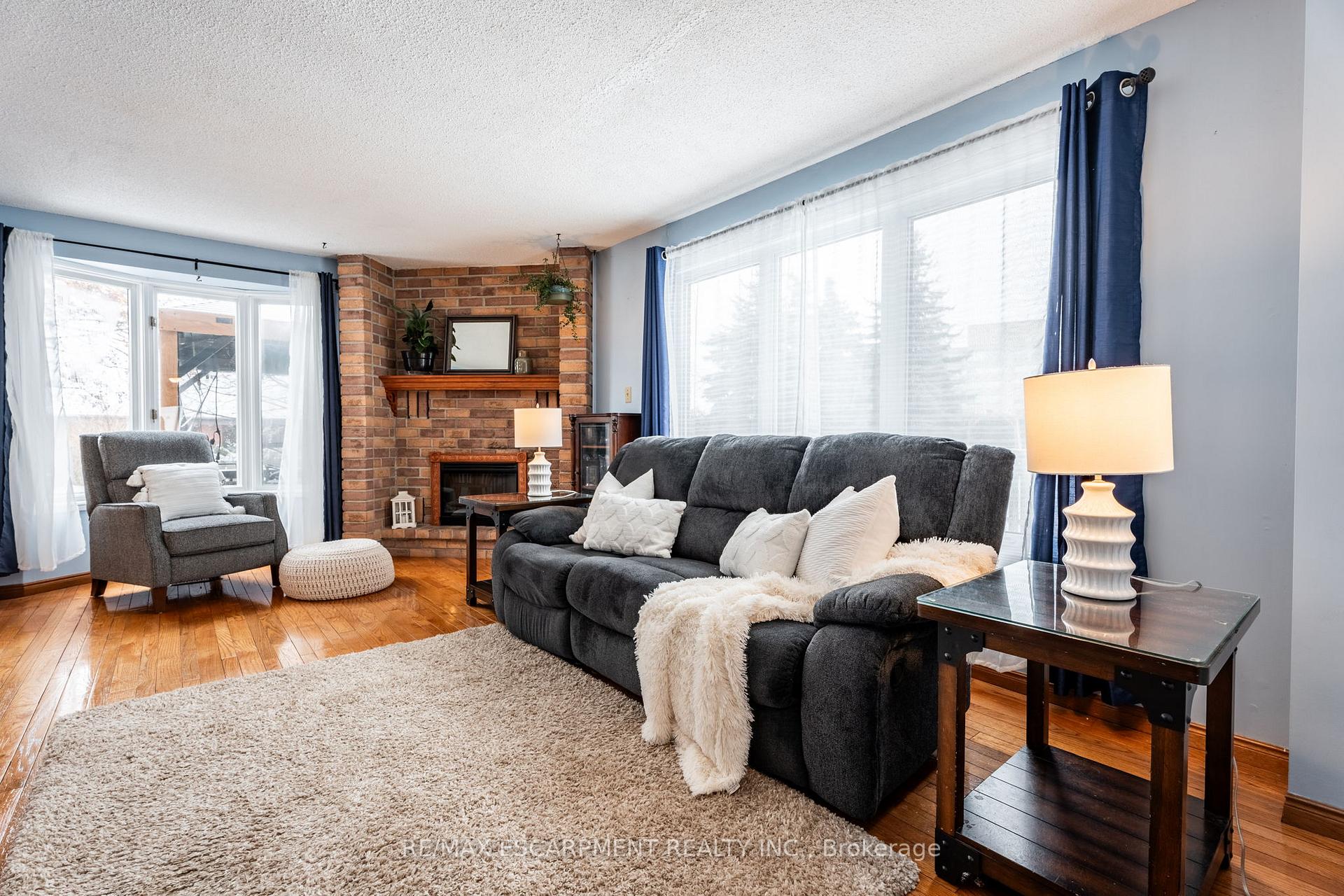 Photo 8 of 30 Salina Place, Hamilton, Stoney Creek — HOMEH