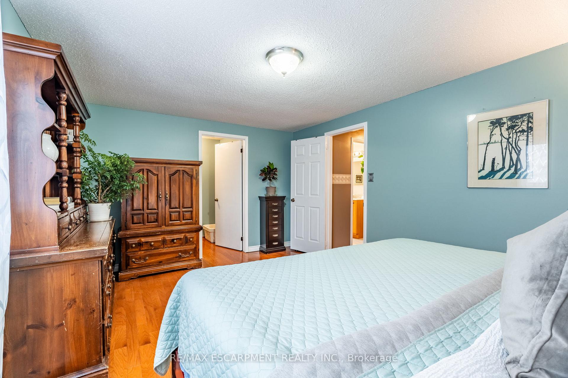 Photo 26 of 30 Salina Place, Hamilton, Stoney Creek — HOMEH
