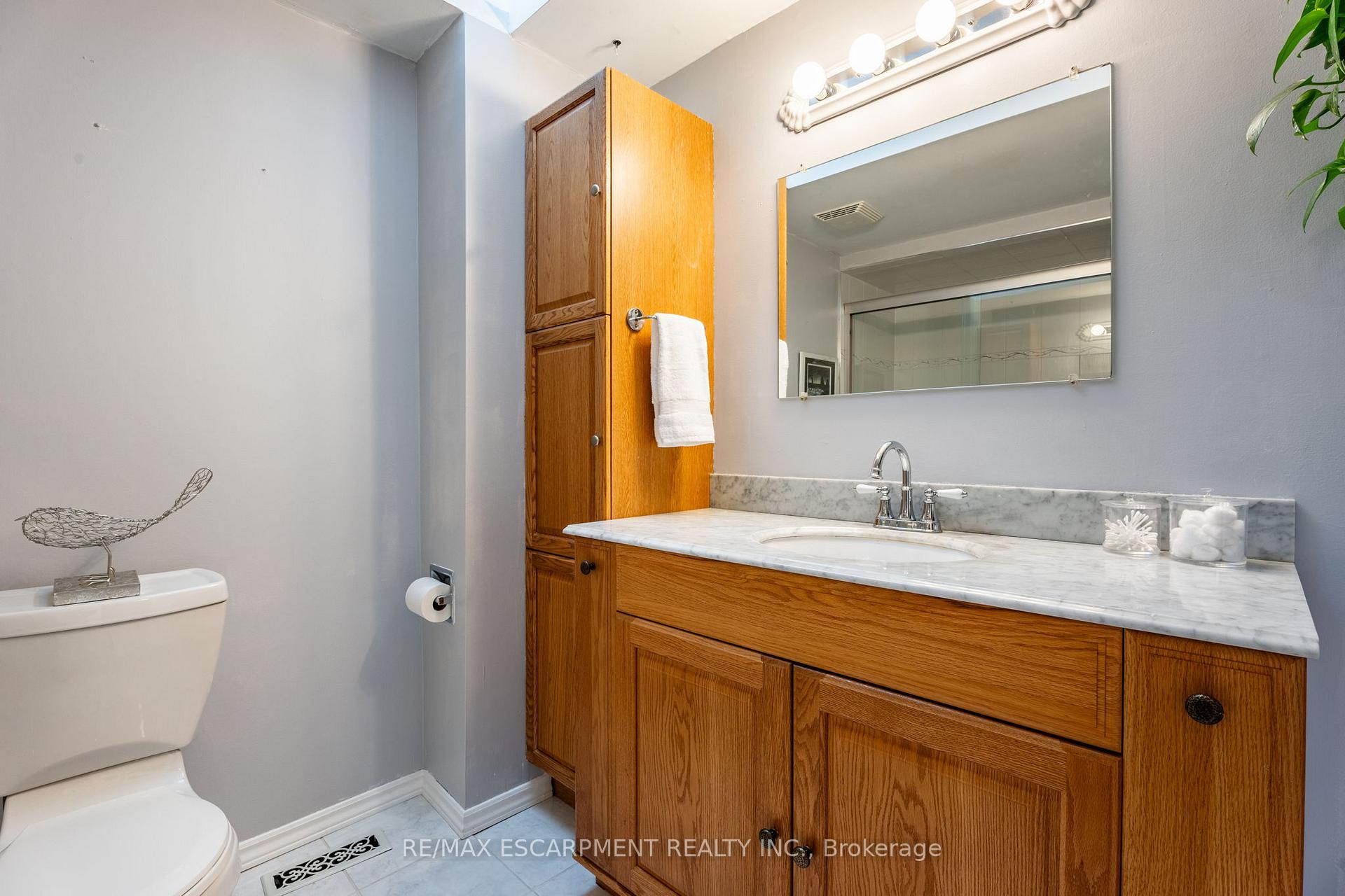 Photo 31 of 30 Salina Place, Hamilton, Stoney Creek — HOMEH