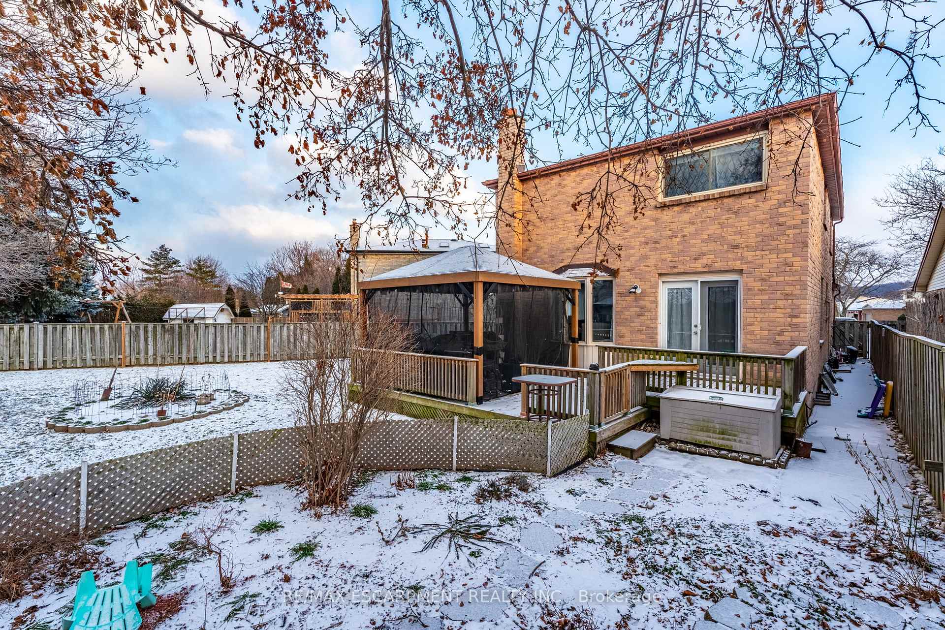 Photo 33 of 30 Salina Place, Hamilton, Stoney Creek — HOMEH