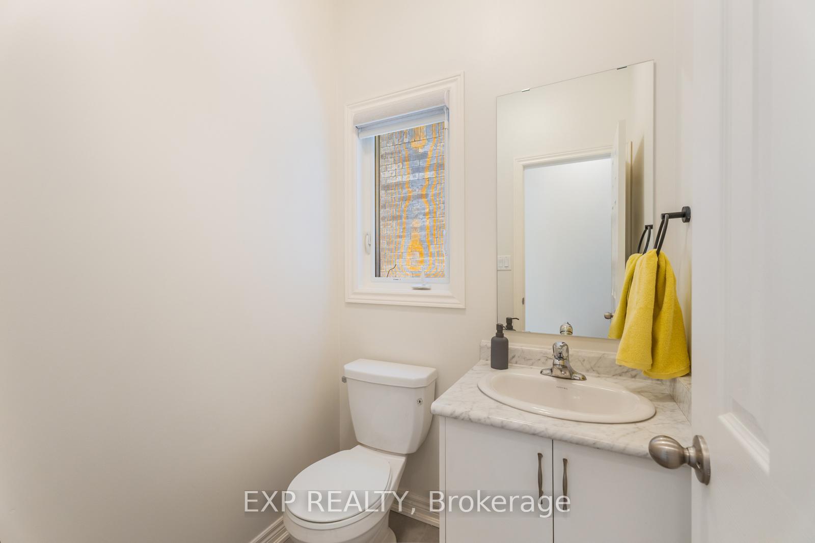 Photo 5 of 48 Ebenezer Drive, Hamilton, Waterdown — HOMEH