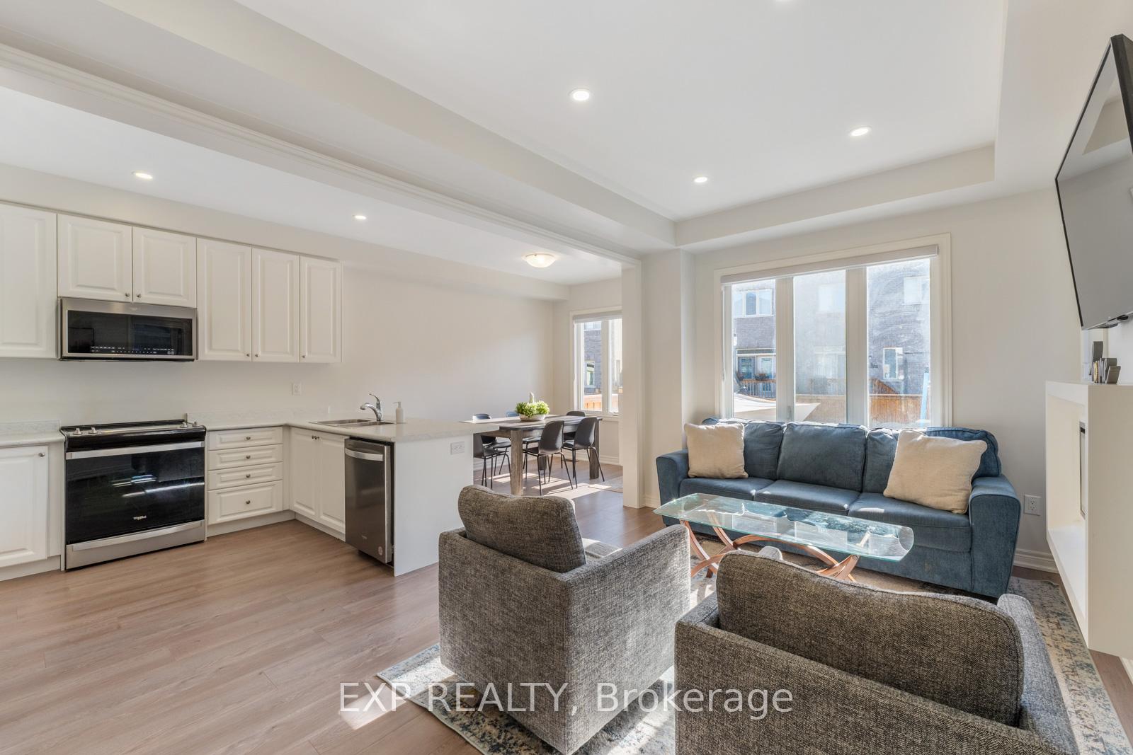 Photo 11 of 48 Ebenezer Drive, Hamilton, Waterdown — HOMEH