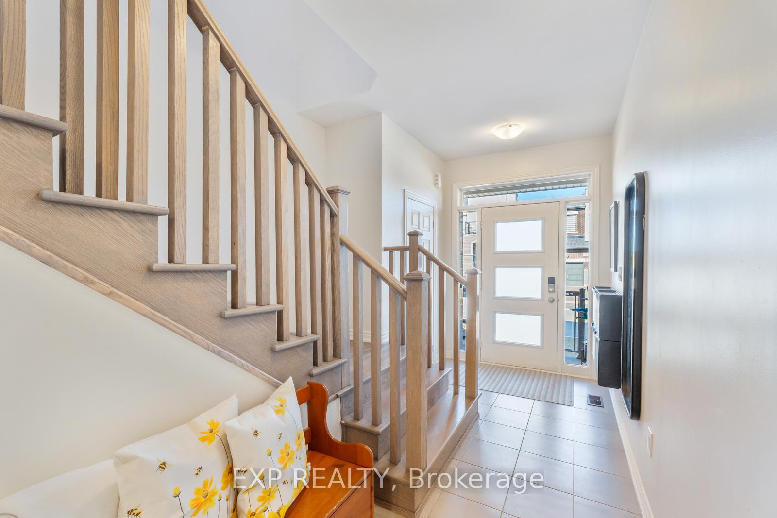Photo 14 of 48 Ebenezer Drive, Hamilton, Waterdown — HOMEH