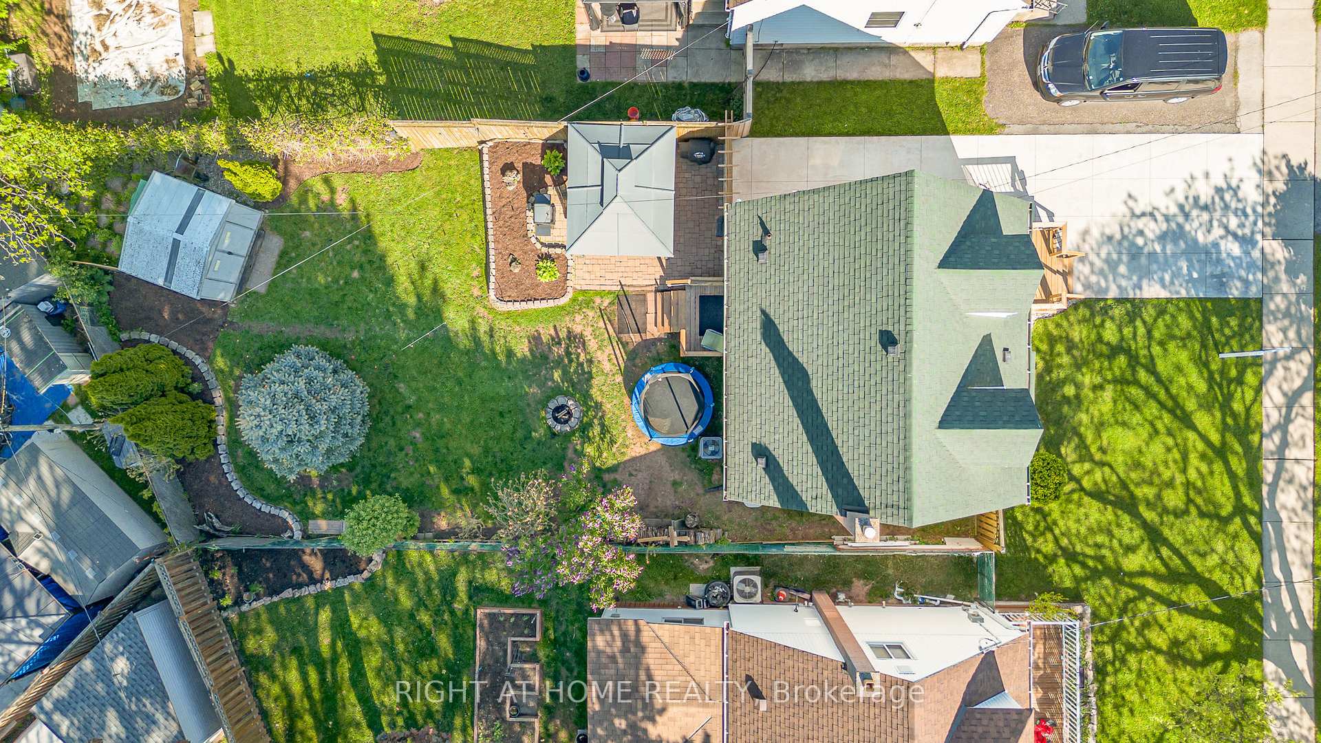 Photo 12 of 67 Martha Street, Hamilton, McQuesten — HOMEH