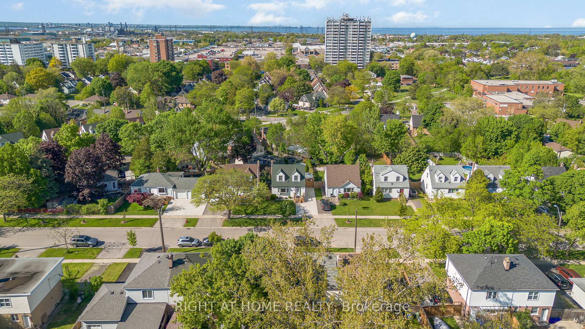 Photo 17 of 67 Martha Street, Hamilton, McQuesten — HOMEH