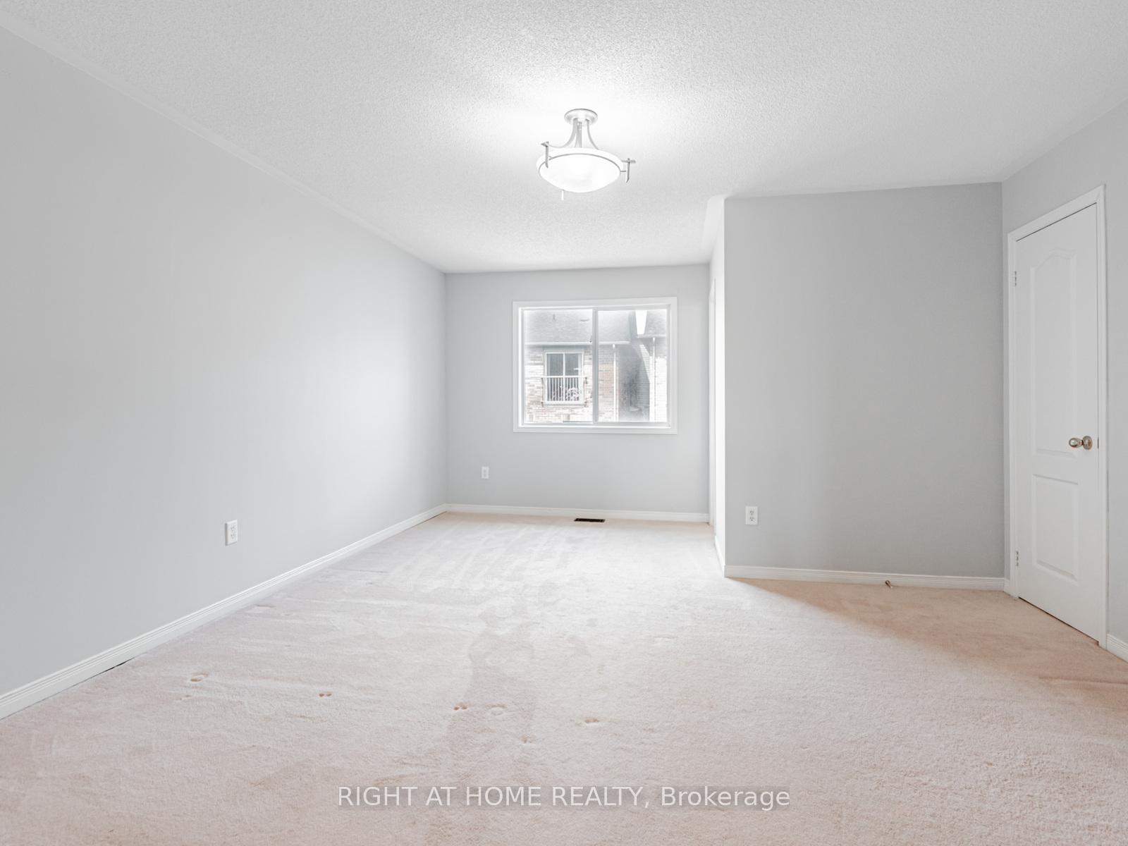 Photo 19 of 44 Martell Gate, Aurora, Bayview Northeast — HOMEH