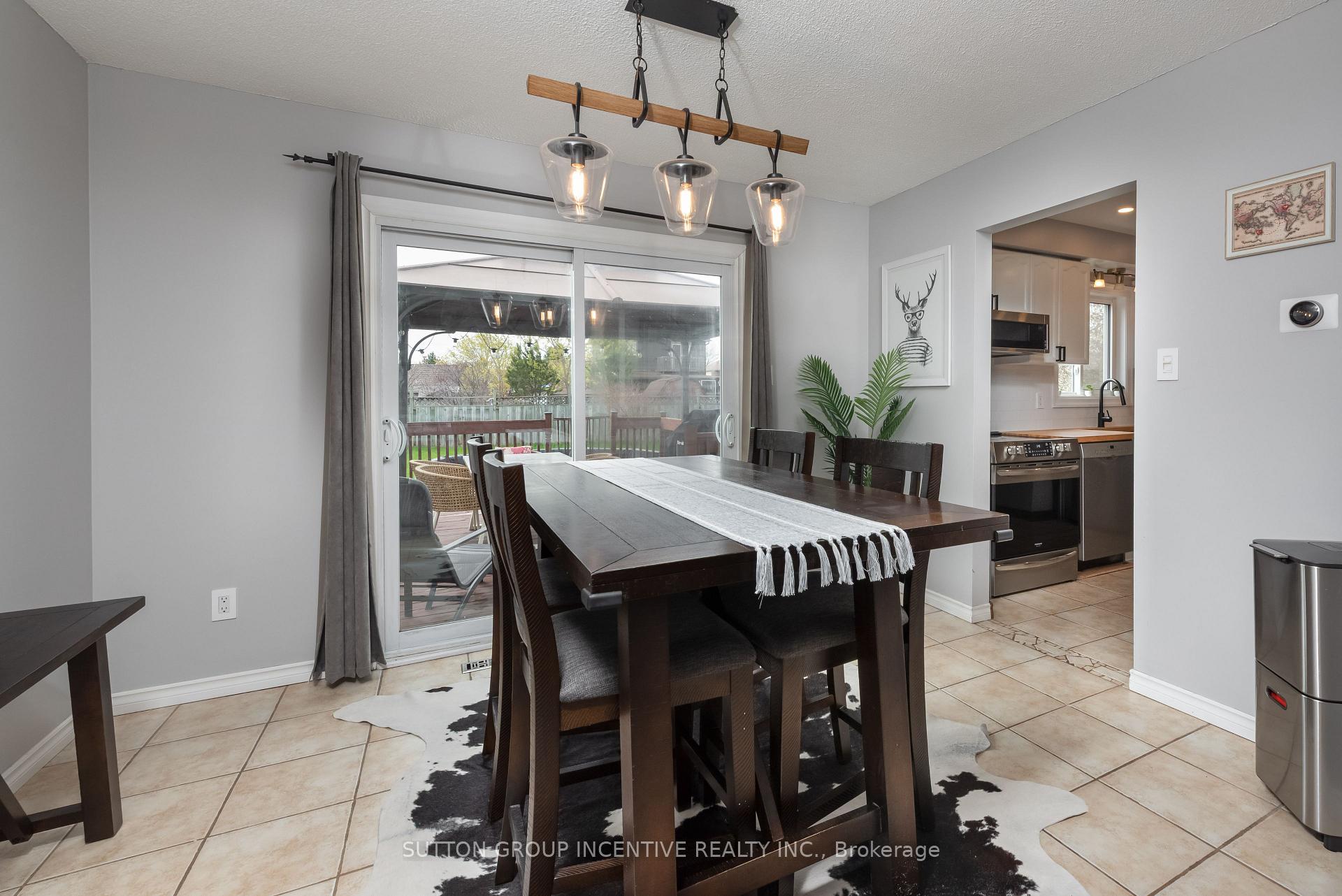 Photo 9 of 62 Darren Drive, Essa, Angus — HOMEH