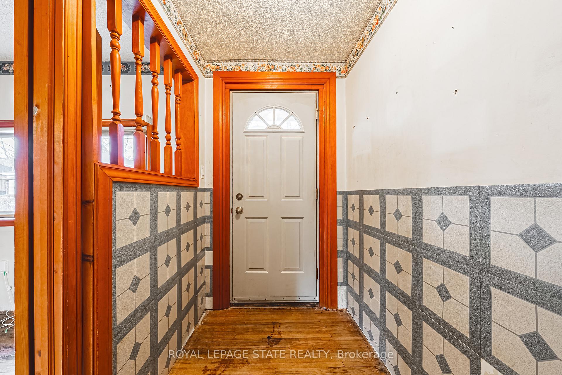 Photo 5 of 26 Hope Street, Hamilton, Dundas — HOMEH