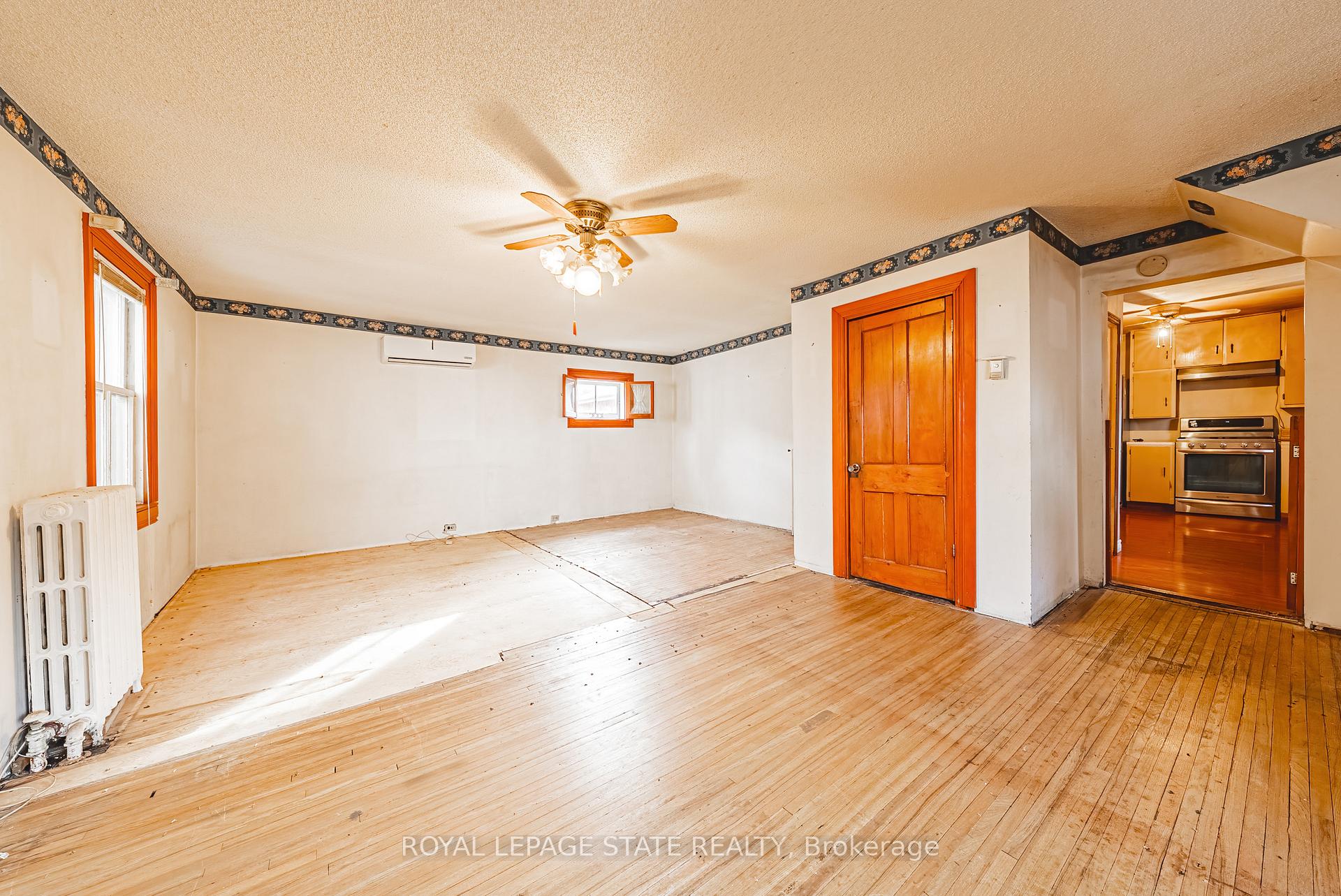 Photo 14 of 26 Hope Street, Hamilton, Dundas — HOMEH