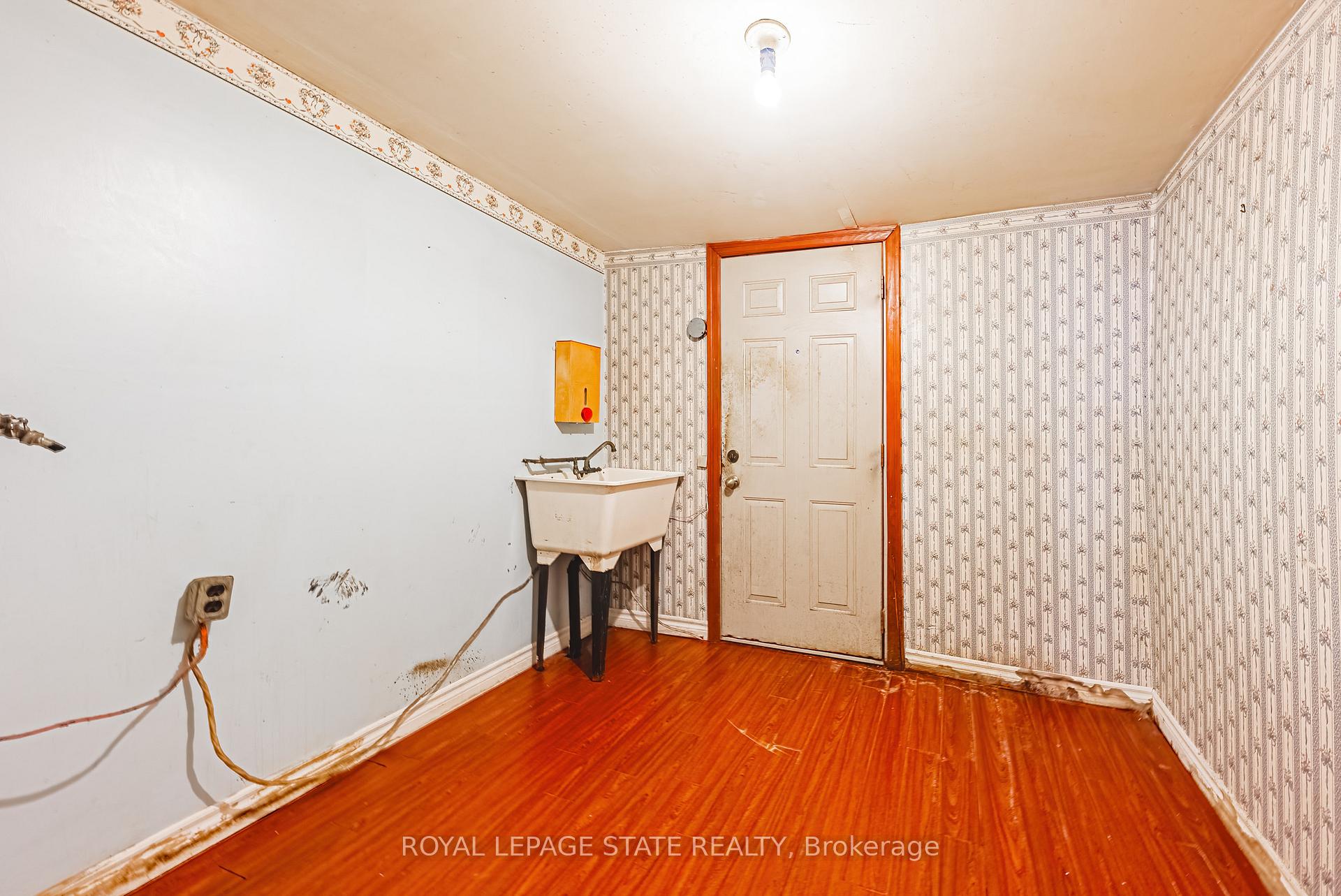 Photo 7 of 26 Hope Street, Hamilton, Dundas — HOMEH