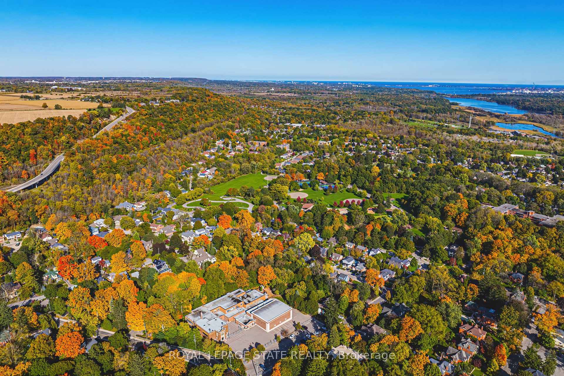 Photo 24 of 26 Hope Street, Hamilton, Dundas — HOMEH