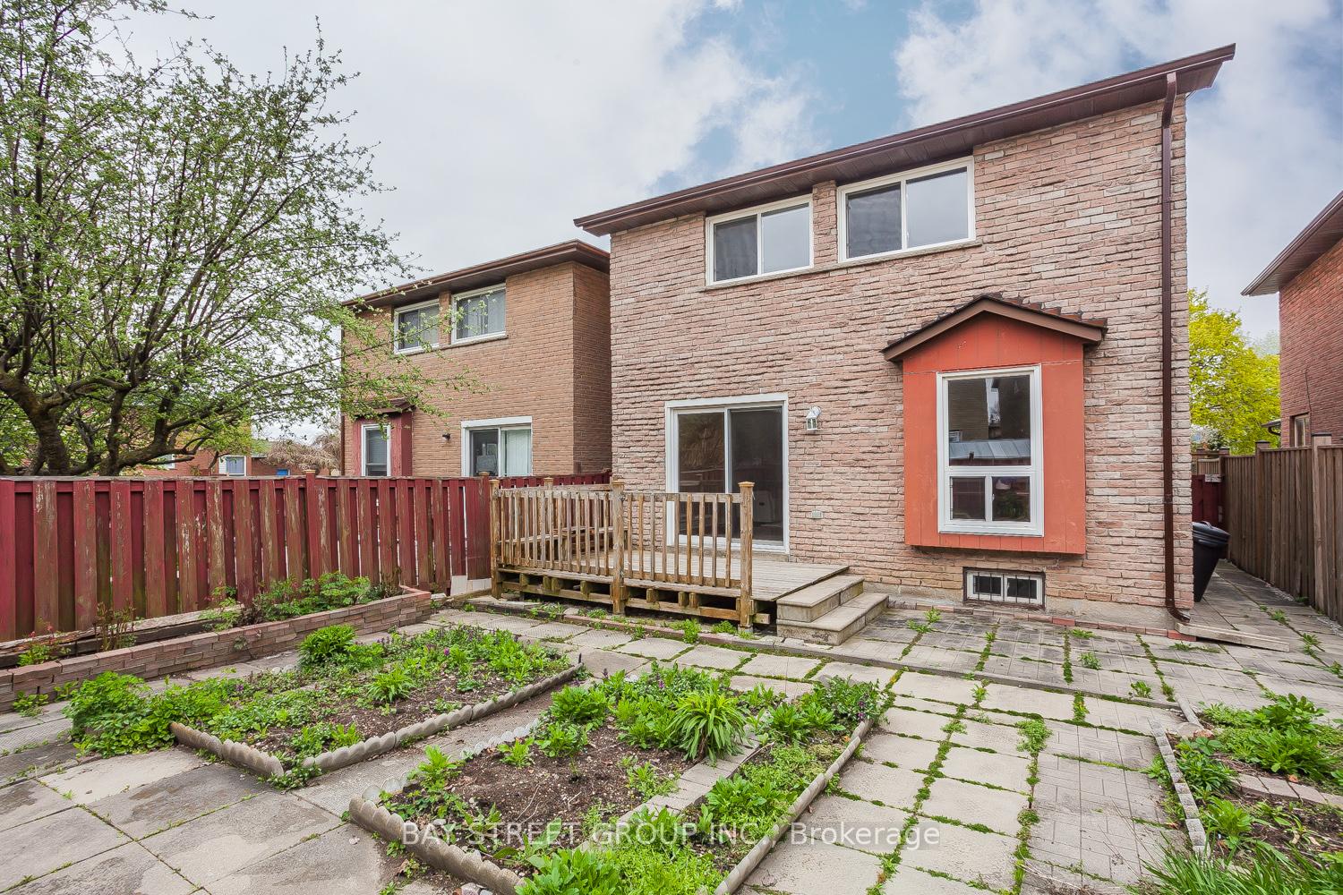 Photo 35 of 3 Upton Crescent, Markham, Milliken Mills West — HOMEH