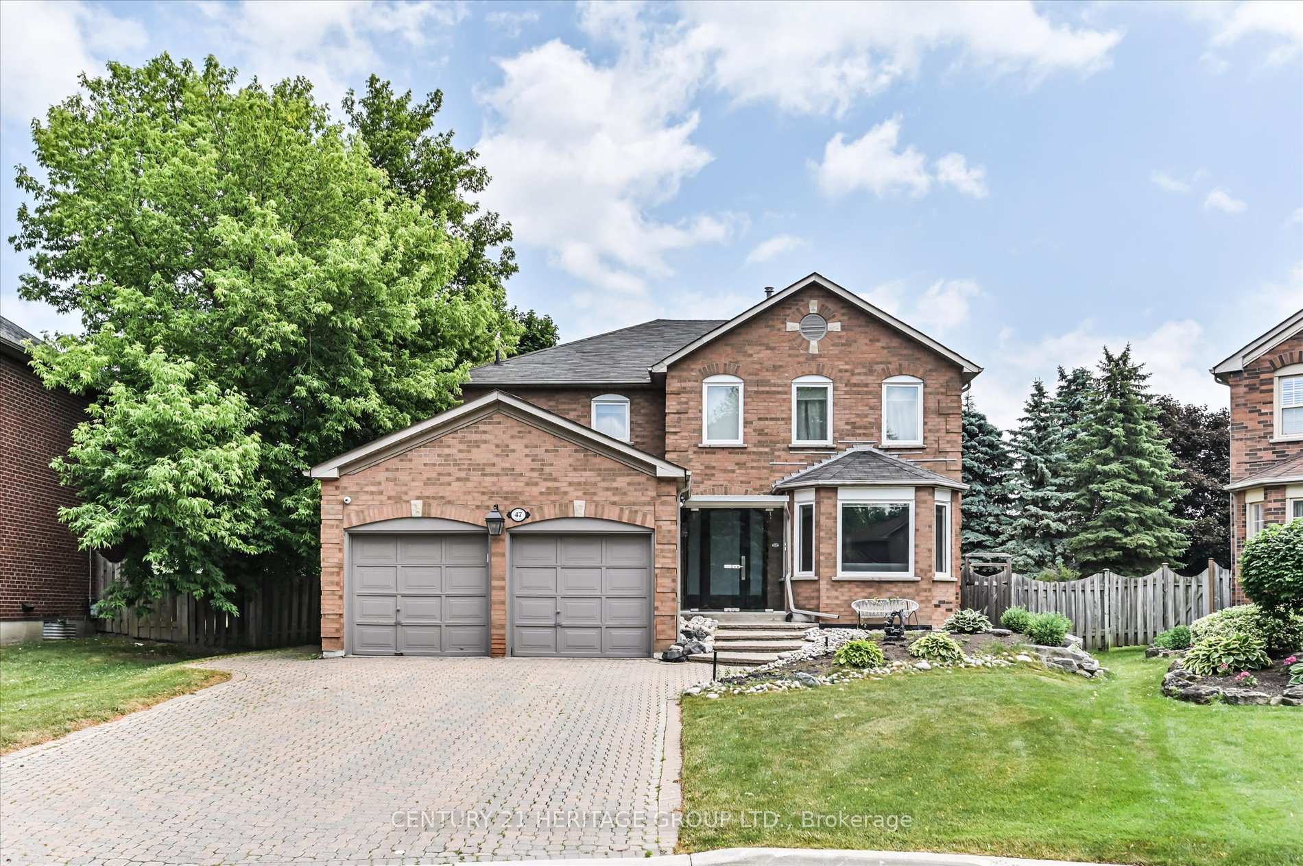 Photo 1 of 47 Berkeley Court, Markham, Unionville — HOMEH