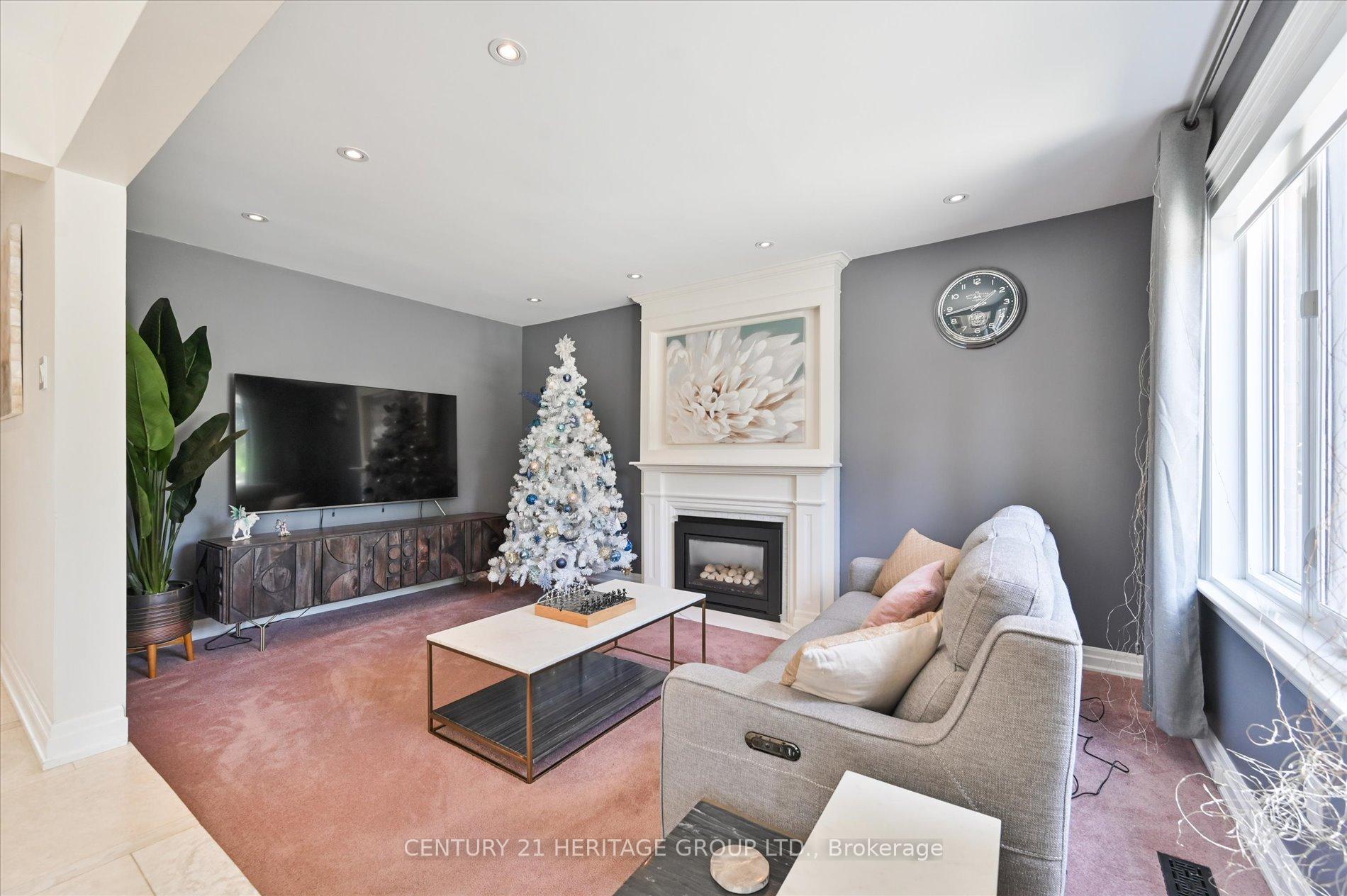 Photo 50 of 47 Berkeley Court, Markham, Unionville — HOMEH