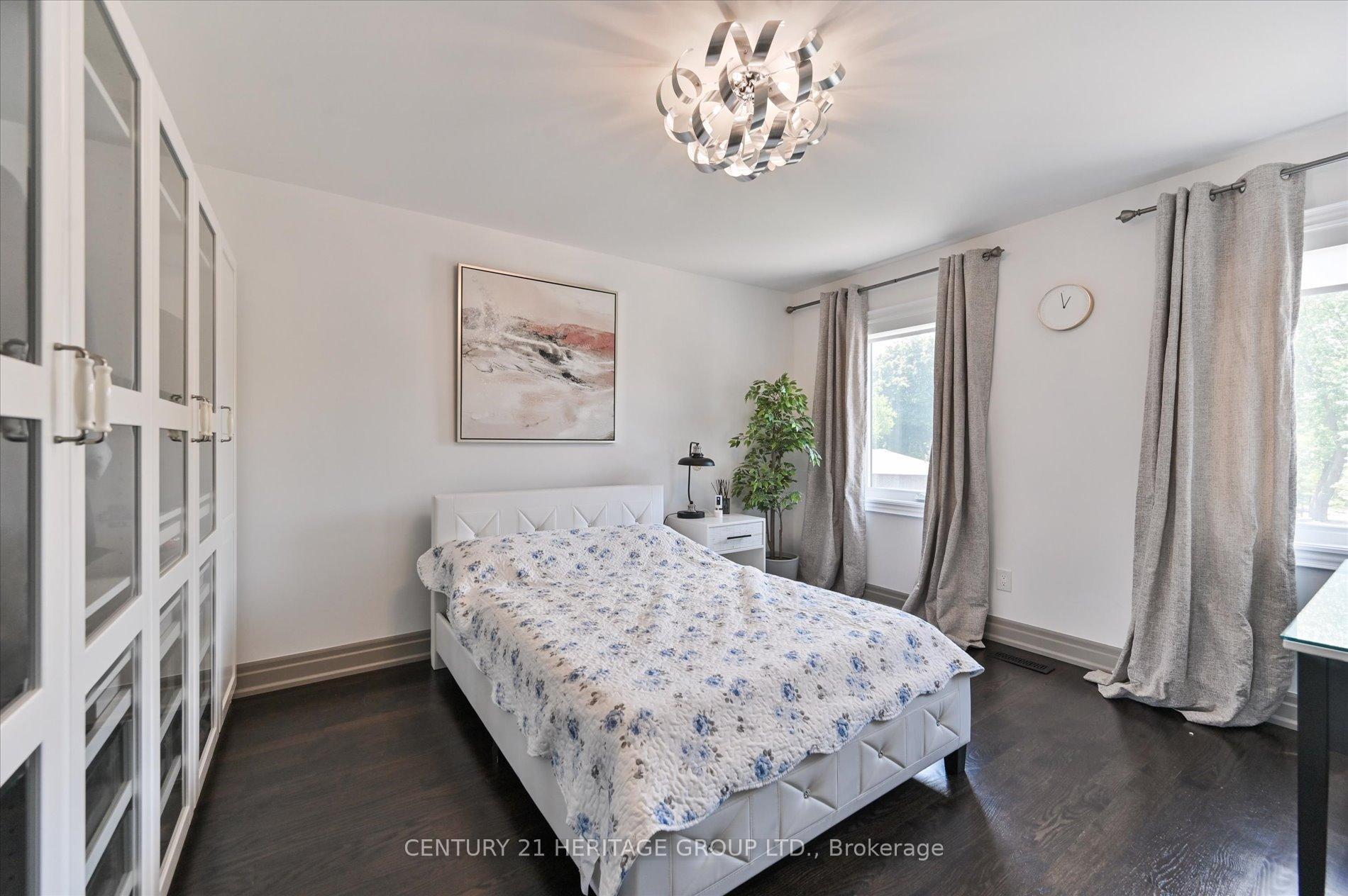 Photo 31 of 47 Berkeley Court, Markham, Unionville — HOMEH