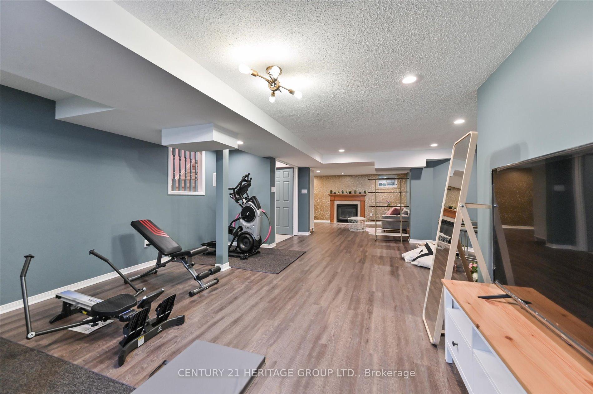 Photo 39 of 47 Berkeley Court, Markham, Unionville — HOMEH