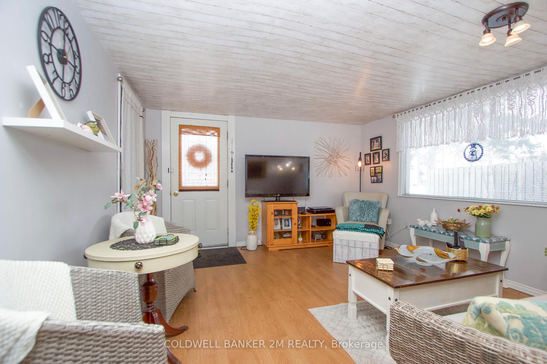 Photo 8 of 93 Liberty Street S, Clarington, Bowmanville — HOMEH