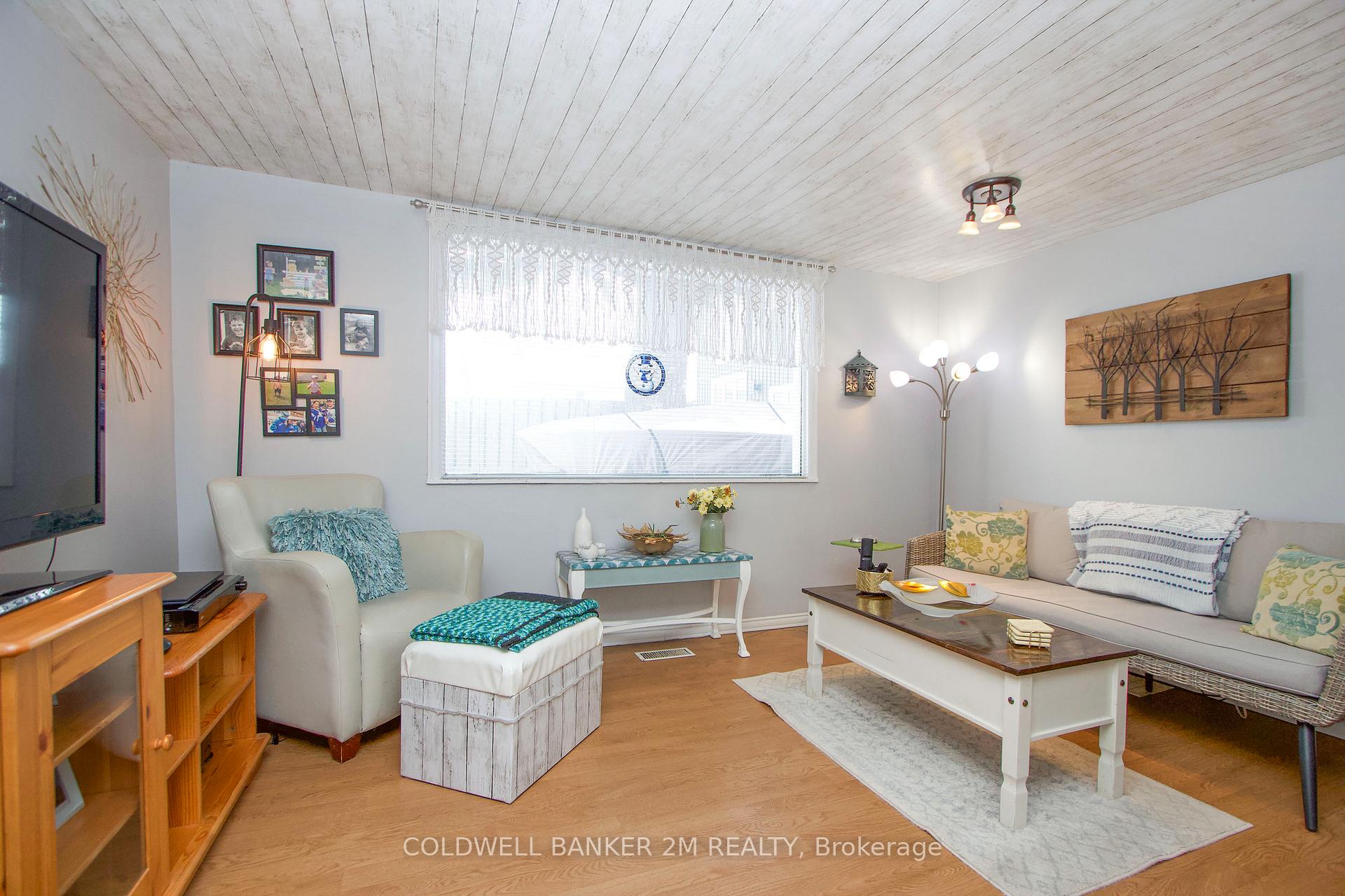 Photo 7 of 93 Liberty Street S, Clarington, Bowmanville — HOMEH