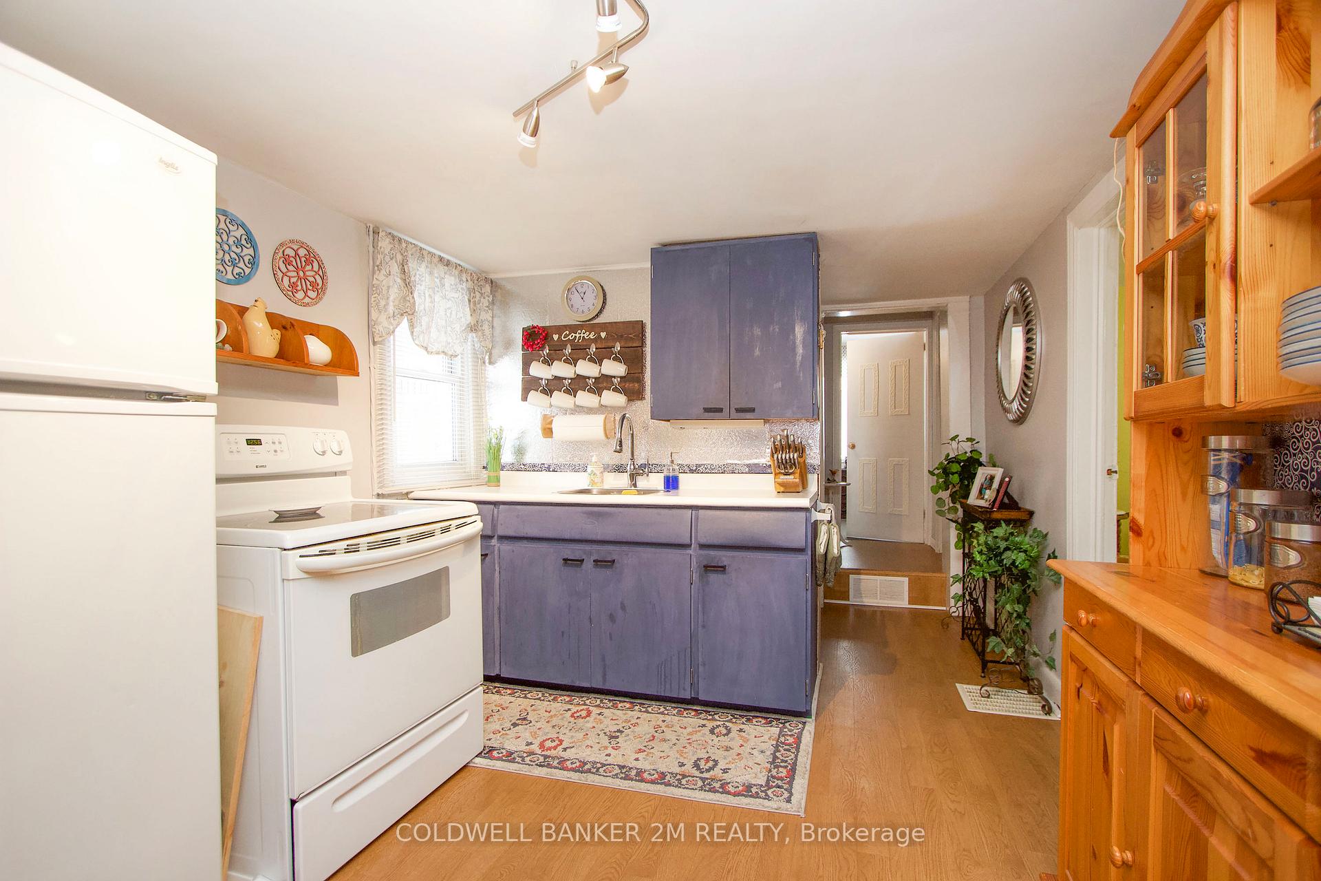 Photo 5 of 93 Liberty Street S, Clarington, Bowmanville — HOMEH