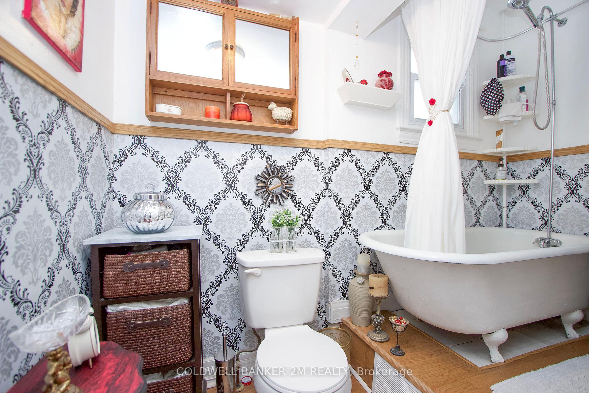 Photo 15 of 93 Liberty Street S, Clarington, Bowmanville — HOMEH