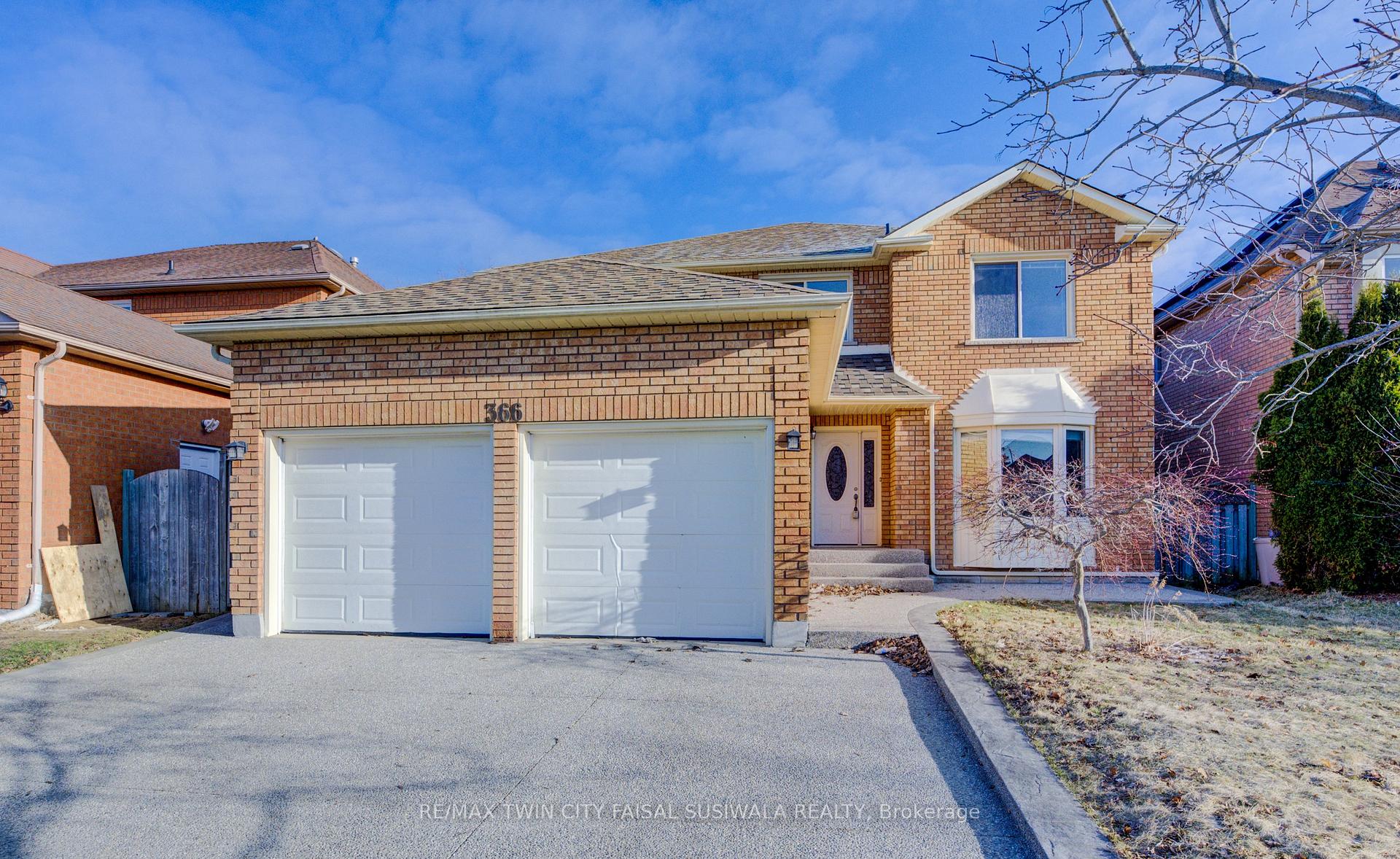 Front of 366 Saginaw Parkway