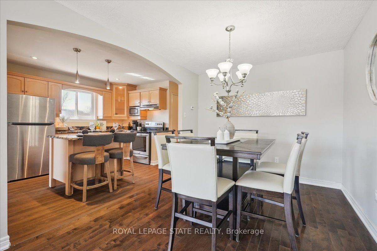 Photo 17 of 43 Yorkdale Crescent, Hamilton, Stoney Creek Mountain — HOMEH