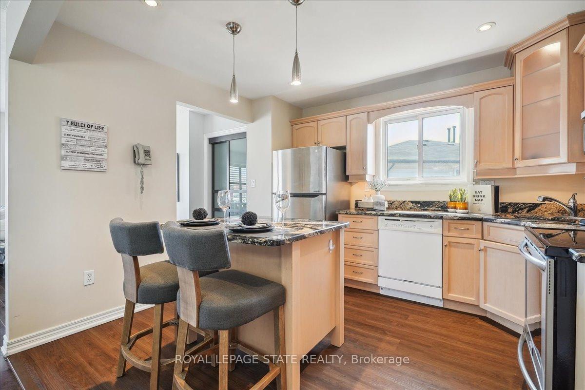 Photo 31 of 43 Yorkdale Crescent, Hamilton, Stoney Creek Mountain — HOMEH