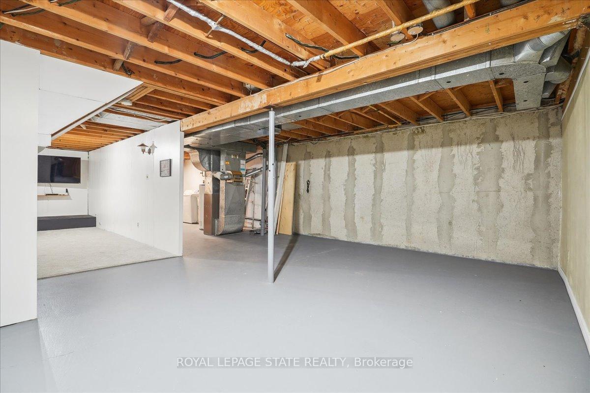 Photo 20 of 43 Yorkdale Crescent, Hamilton, Stoney Creek Mountain — HOMEH