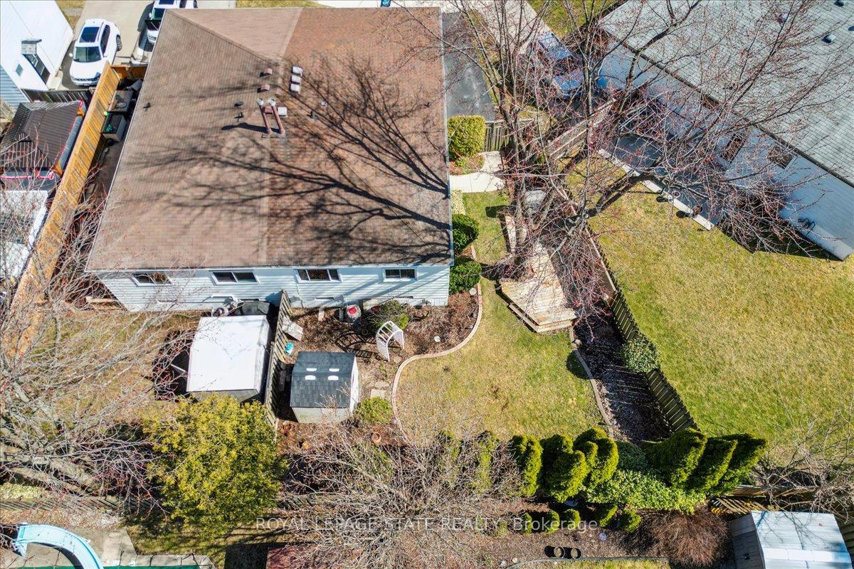 Photo 43 of 43 Yorkdale Crescent, Hamilton, Stoney Creek Mountain — HOMEH