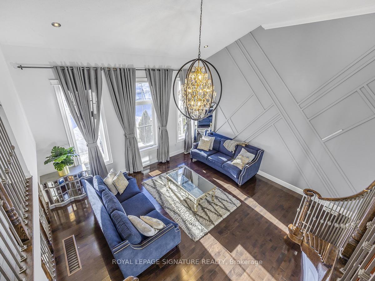 Photo 8 of 10 Muscat Crescent, Ajax, Northeast Ajax — HOMEH