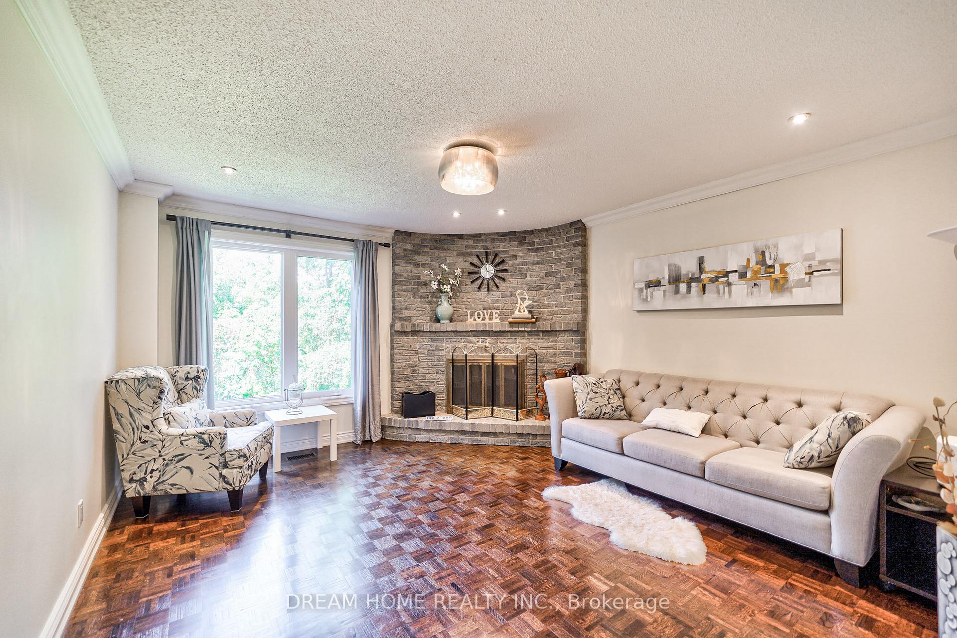 Photo 20 of 79 Lunau Lane, Markham, Aileen-Willowbrook — HOMEH