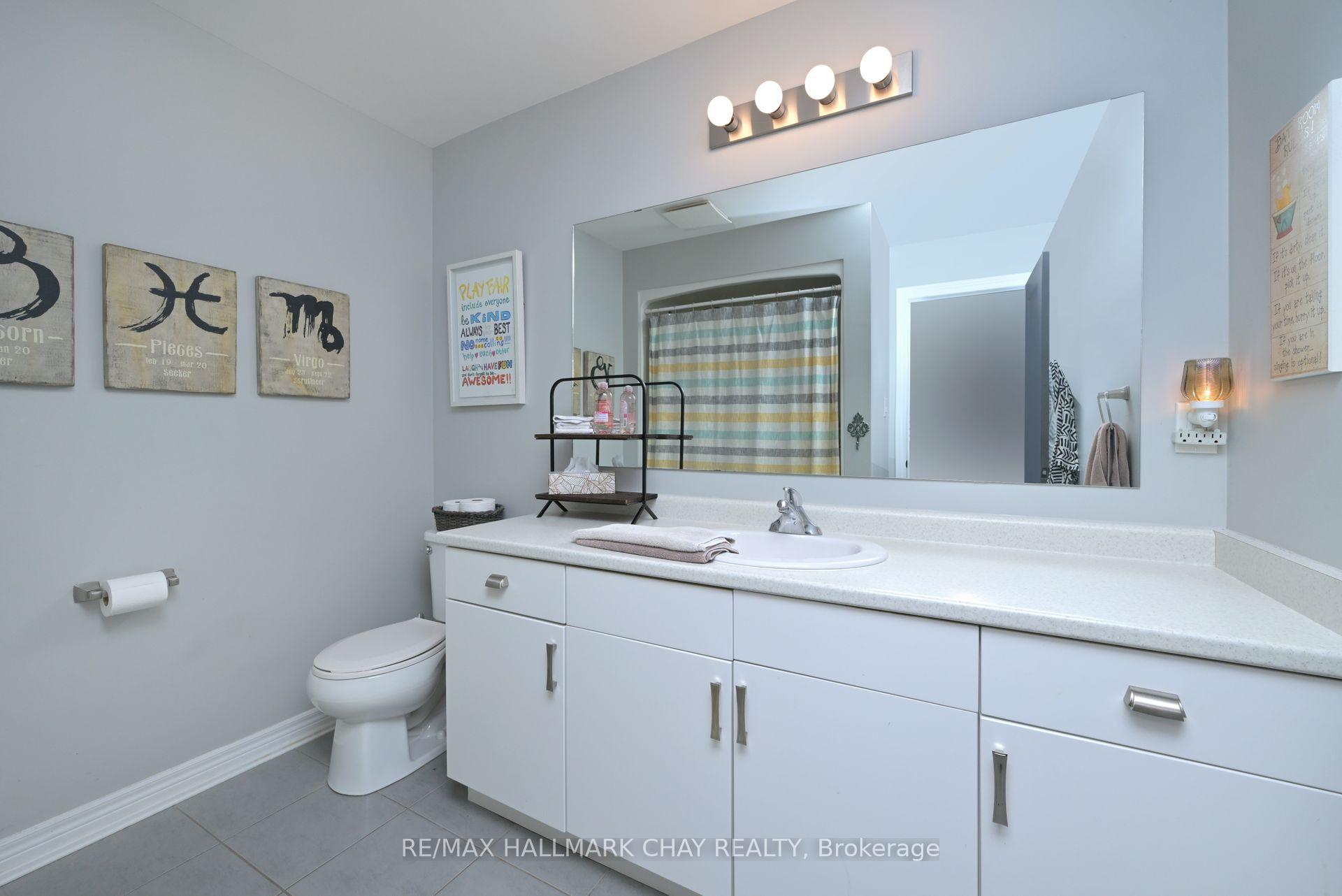 Photo 20 of 264 Hutchinson Drive, New Tecumseth, Alliston — HOMEH