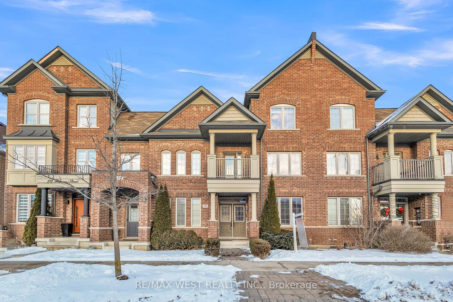 Photo 1 of 107 Barons Street E, Vaughan, Kleinburg — HOMEH